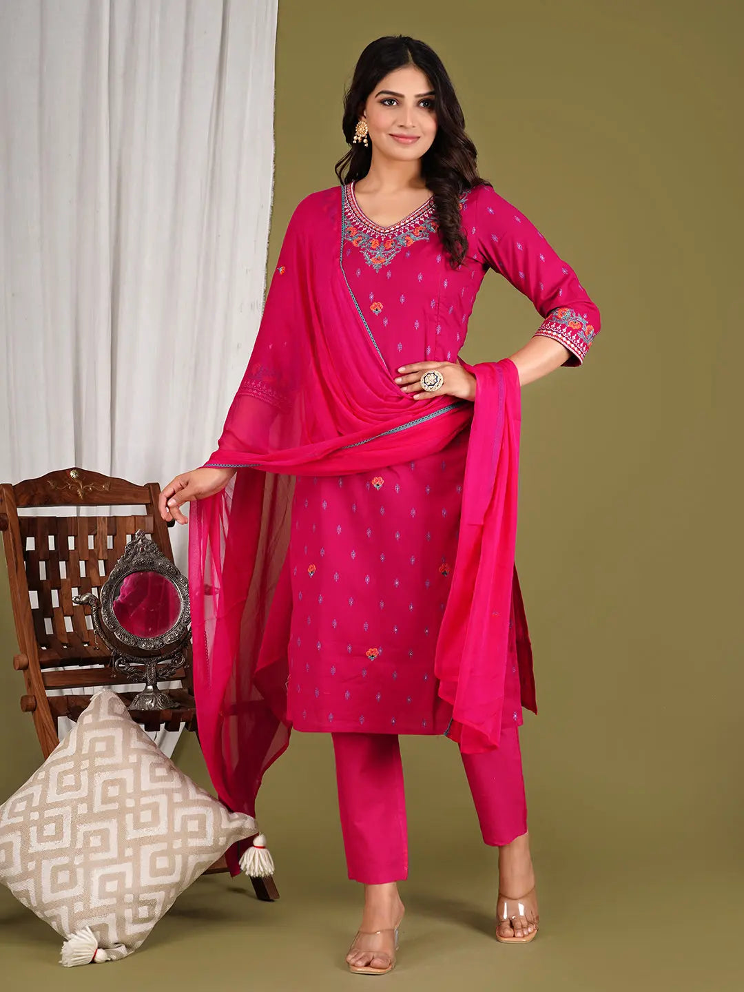 MUMZHUG PURE COTTON FUCHSIA COLORED FOR MATERNITY AND FEEDING KURTA PANT AND DUPATTA SET mumzhug