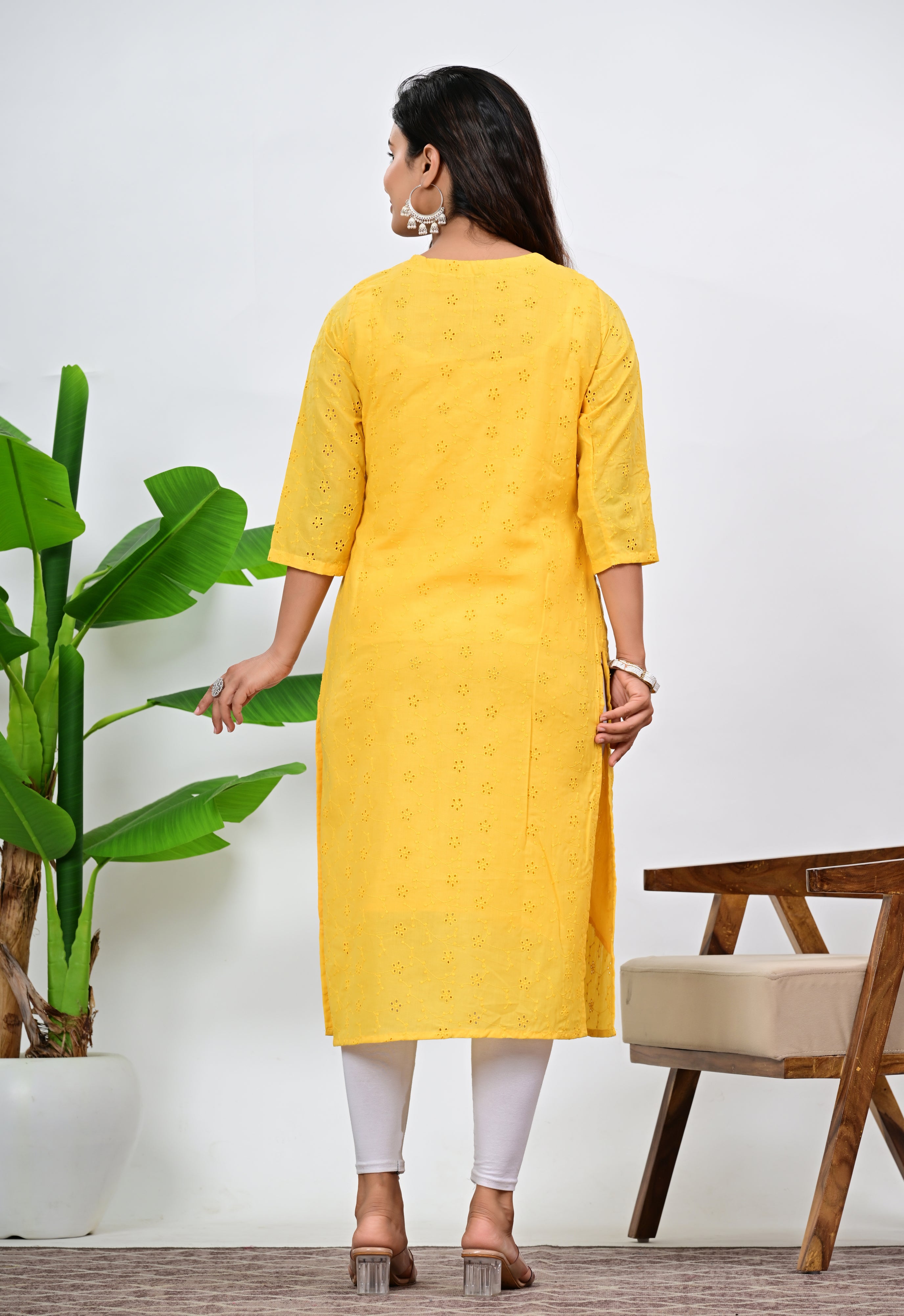 Mumzhug Pure Cotton Schiffli Embroidered Feeding Kurta with Attached Lining