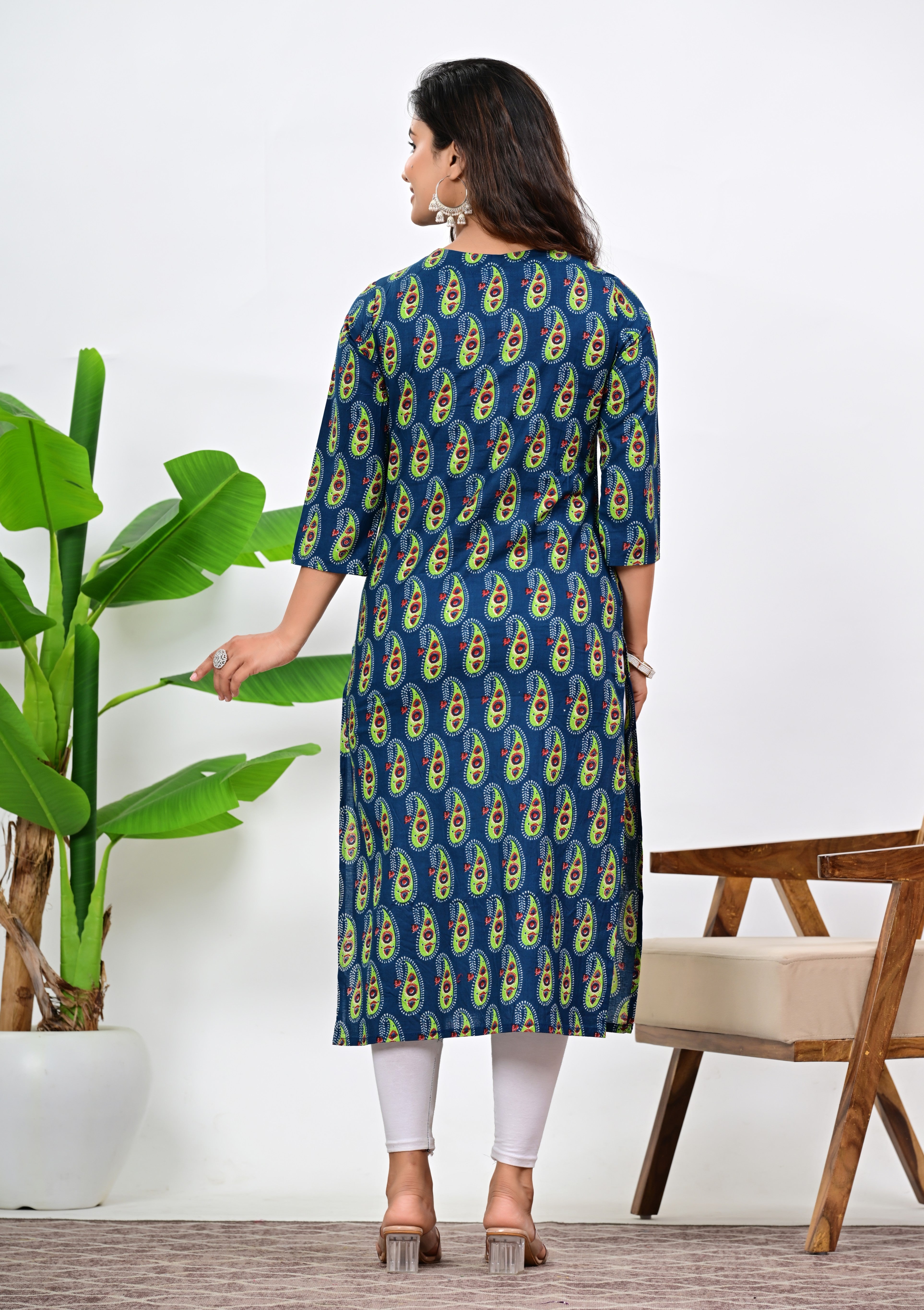 Mumzhug Pure Cotton Jaipuri Paisely Print Feeding Kurta with Side Zipper