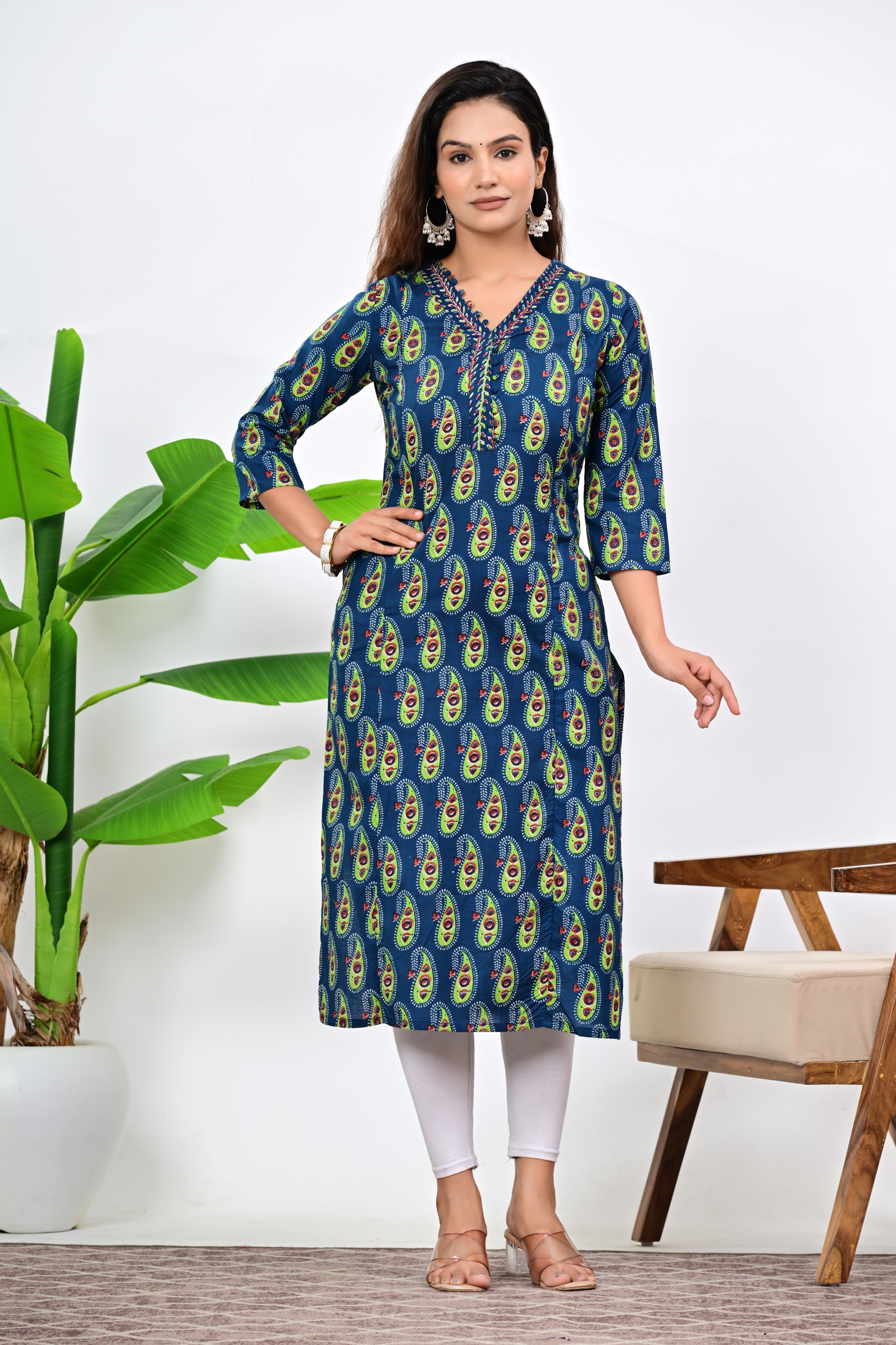 Mumzhug Pure Cotton Jaipuri Paisely Print Feeding Kurta with Side Zipper