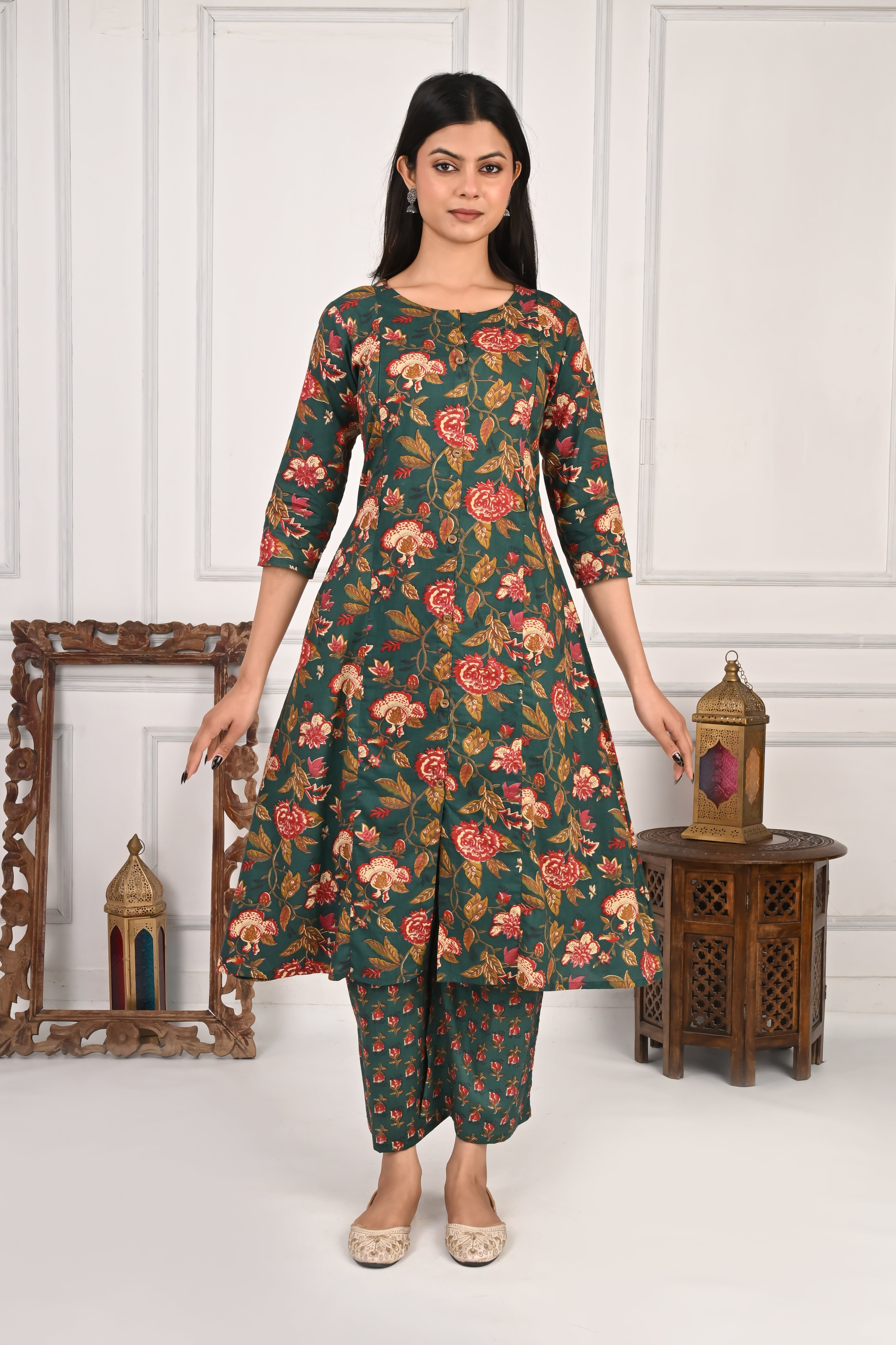 Mumzhug Pure Cotton Green Floral Print Feeding Cord Set with Both Side Feeding Zipper