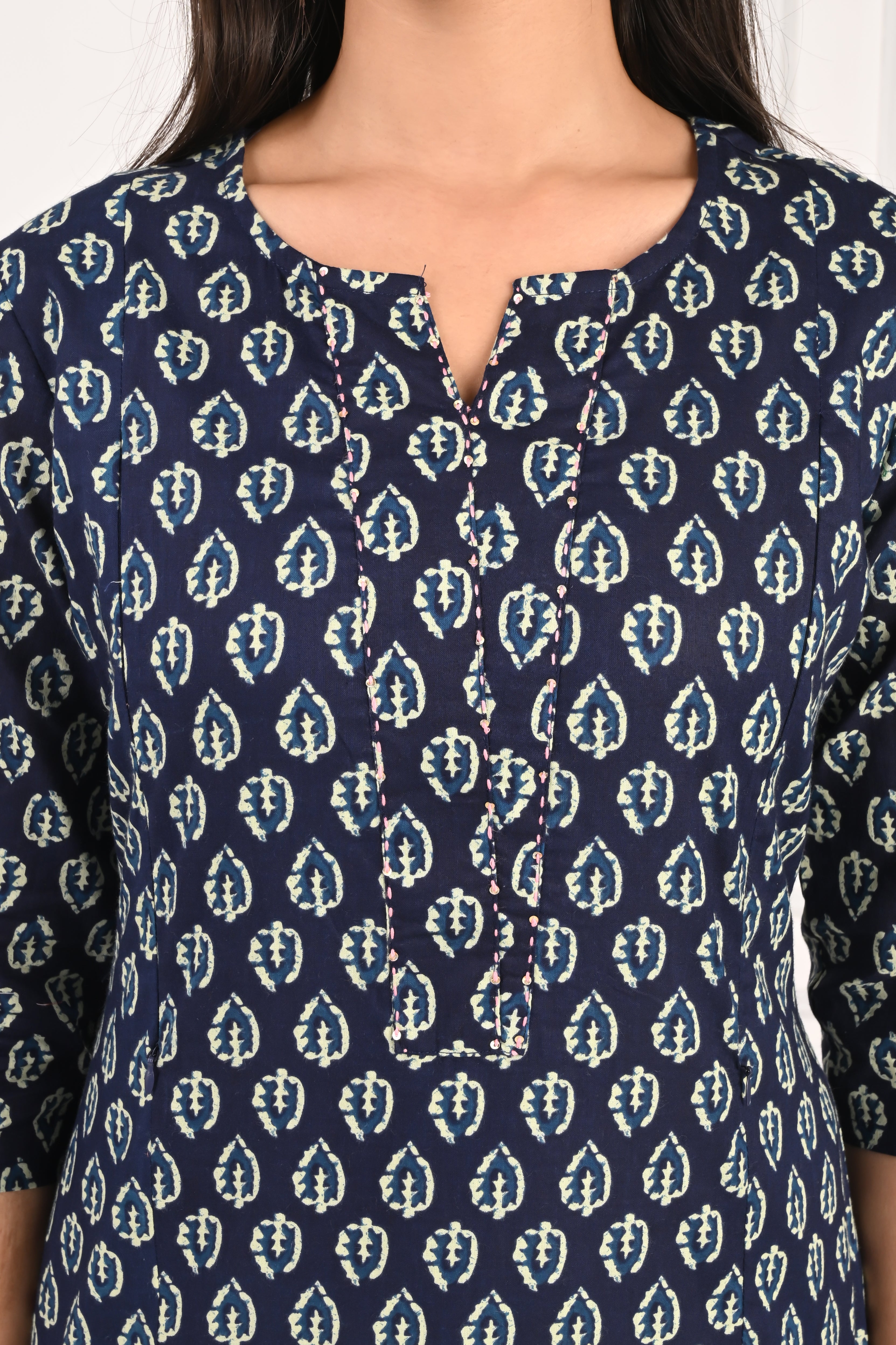Mumzhug Blue Booti Pure Cotton Jaipuri Print Feeding Kurta