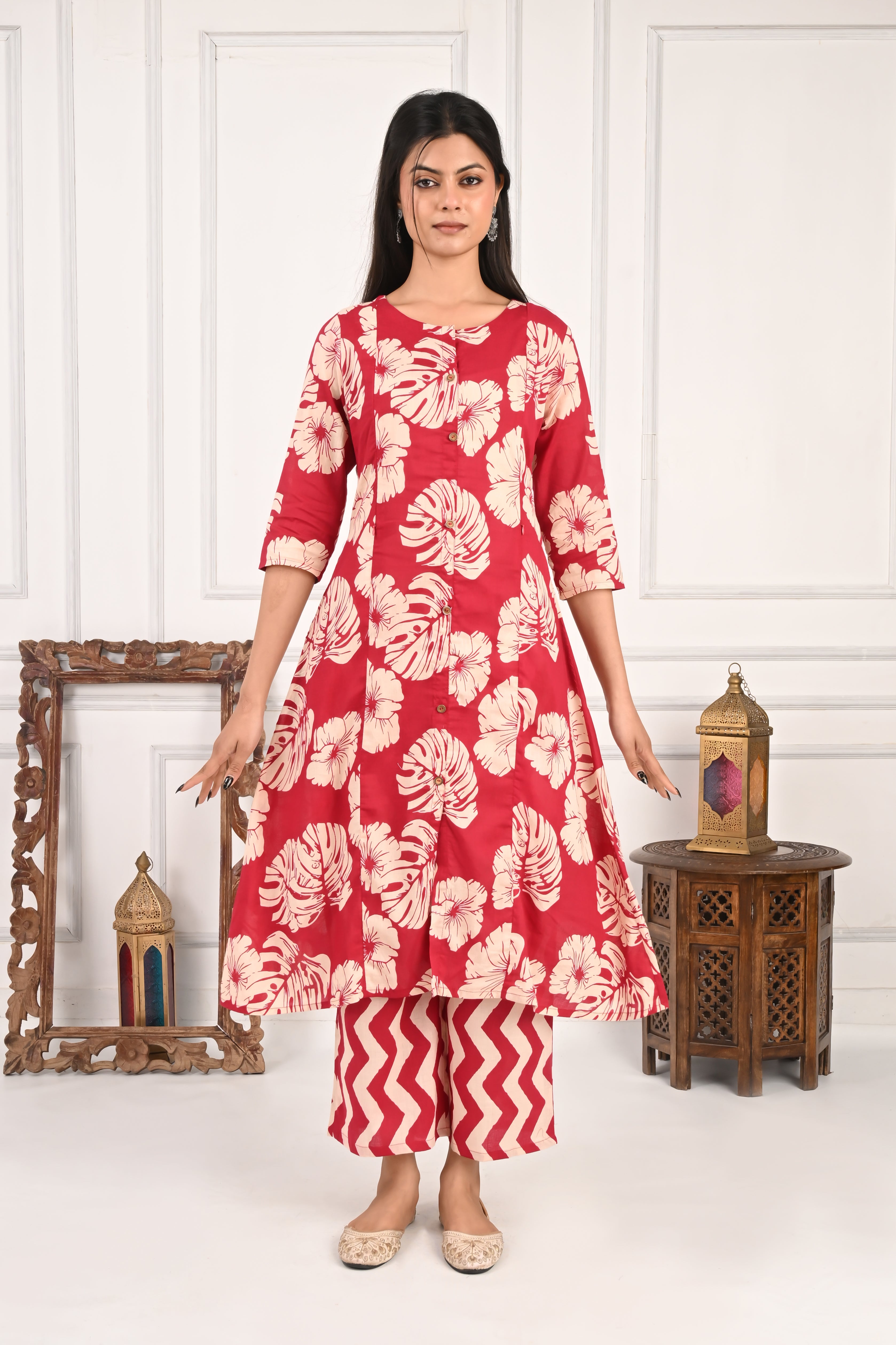 Mumzhug Pure Cotton Fuchsia Floral Print Feeding Cord Set with Both Side Feeding Zipper