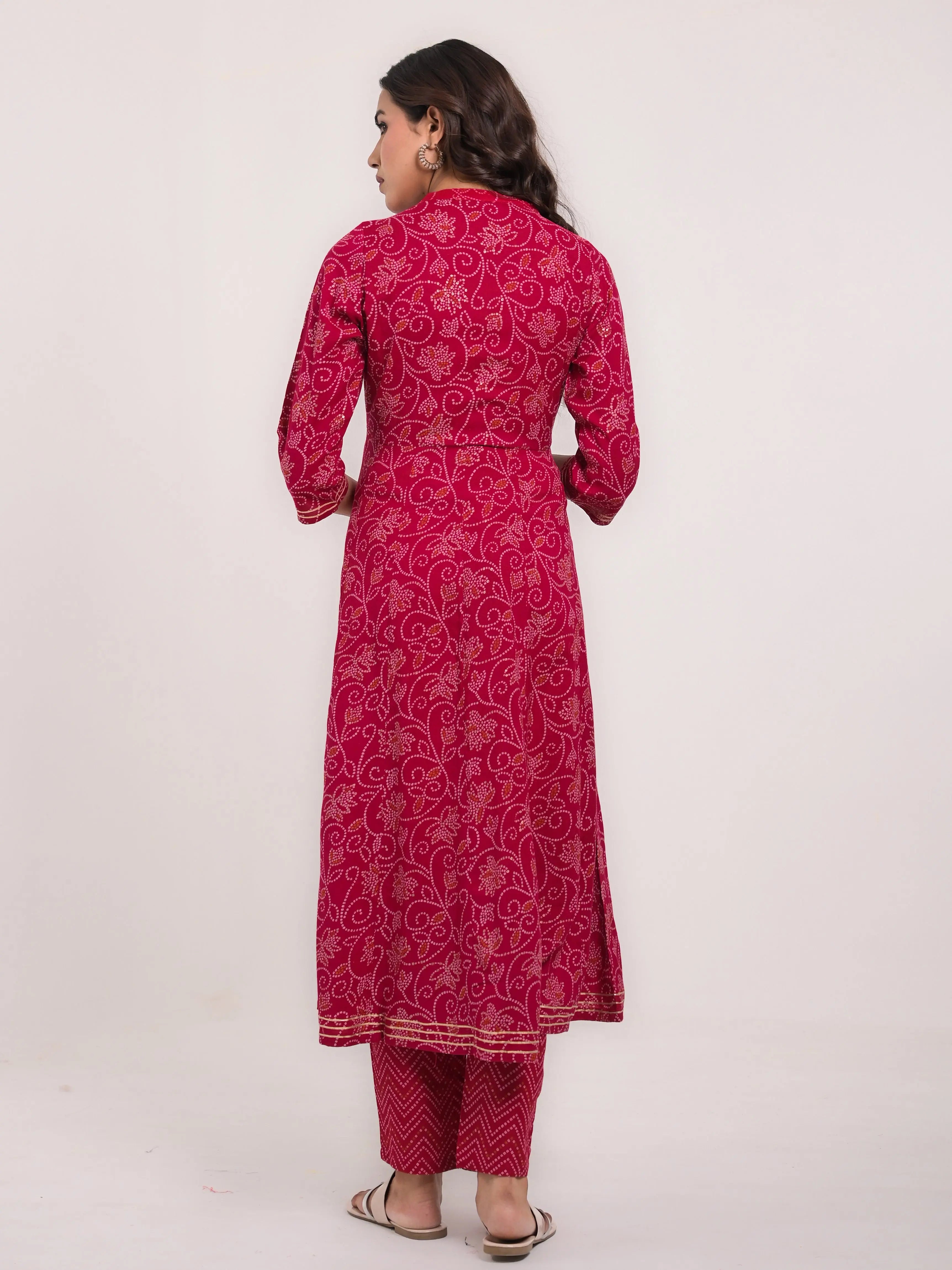 Mumzhug maslin embroided kurta with pant and dupatta for maternity and feeding purpose mumzhug