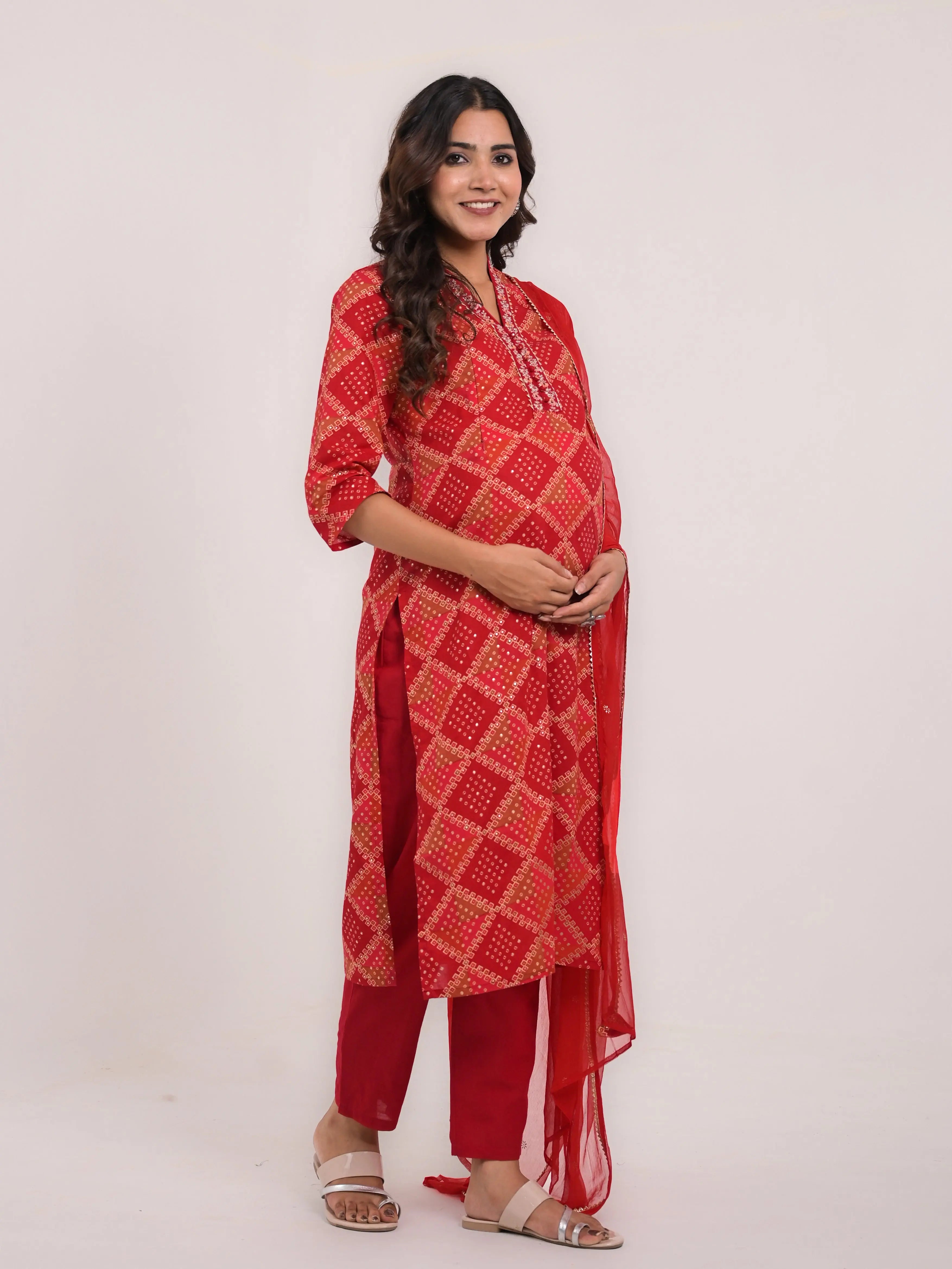 Mumzhug cotton embroided kurta with pant and dupatta for maternity and feeding purpose mumzhug