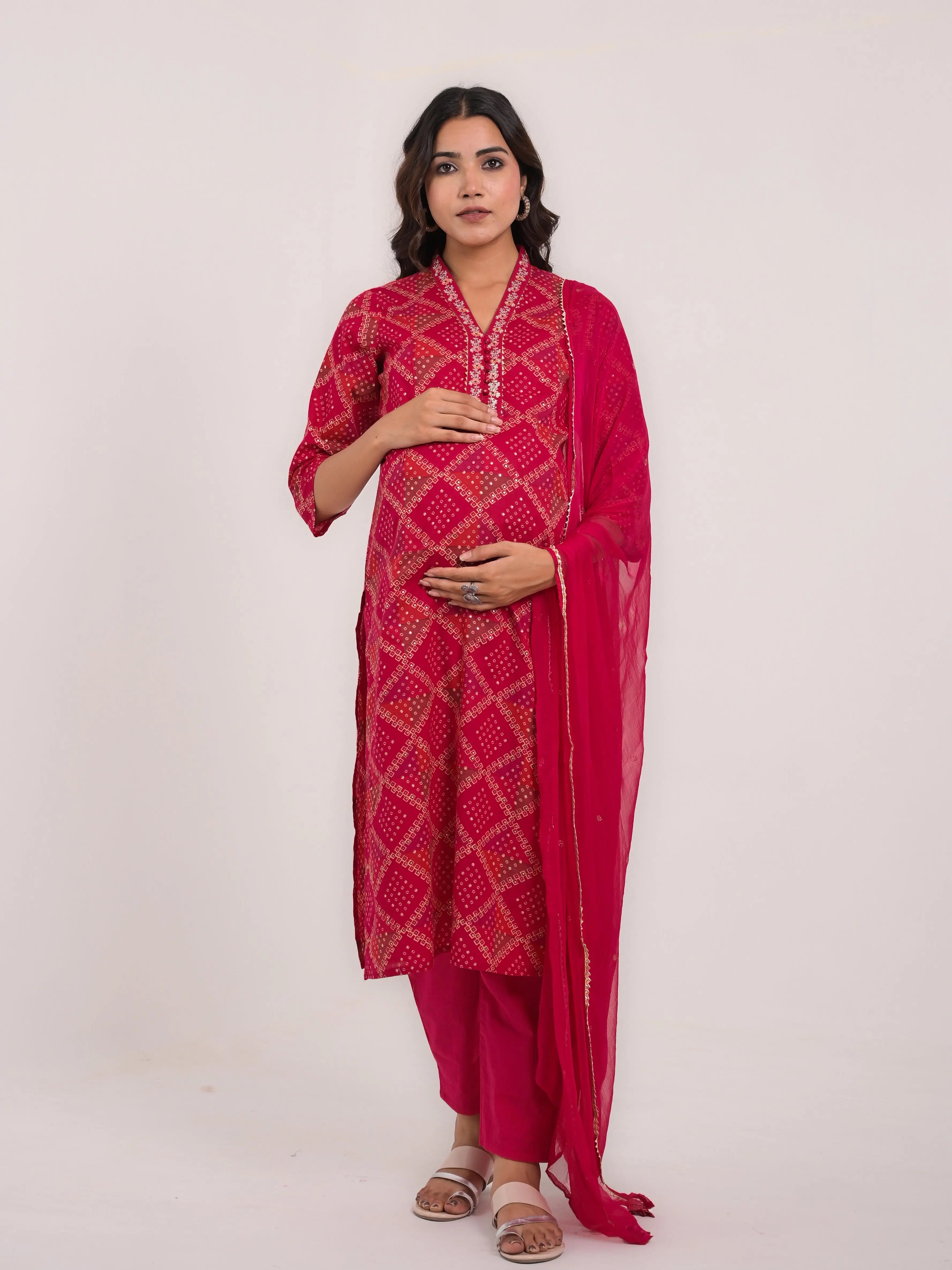 Mumzhug cotton embroided kurta with pant and dupatta for maternity and feeding purpose mumzhug