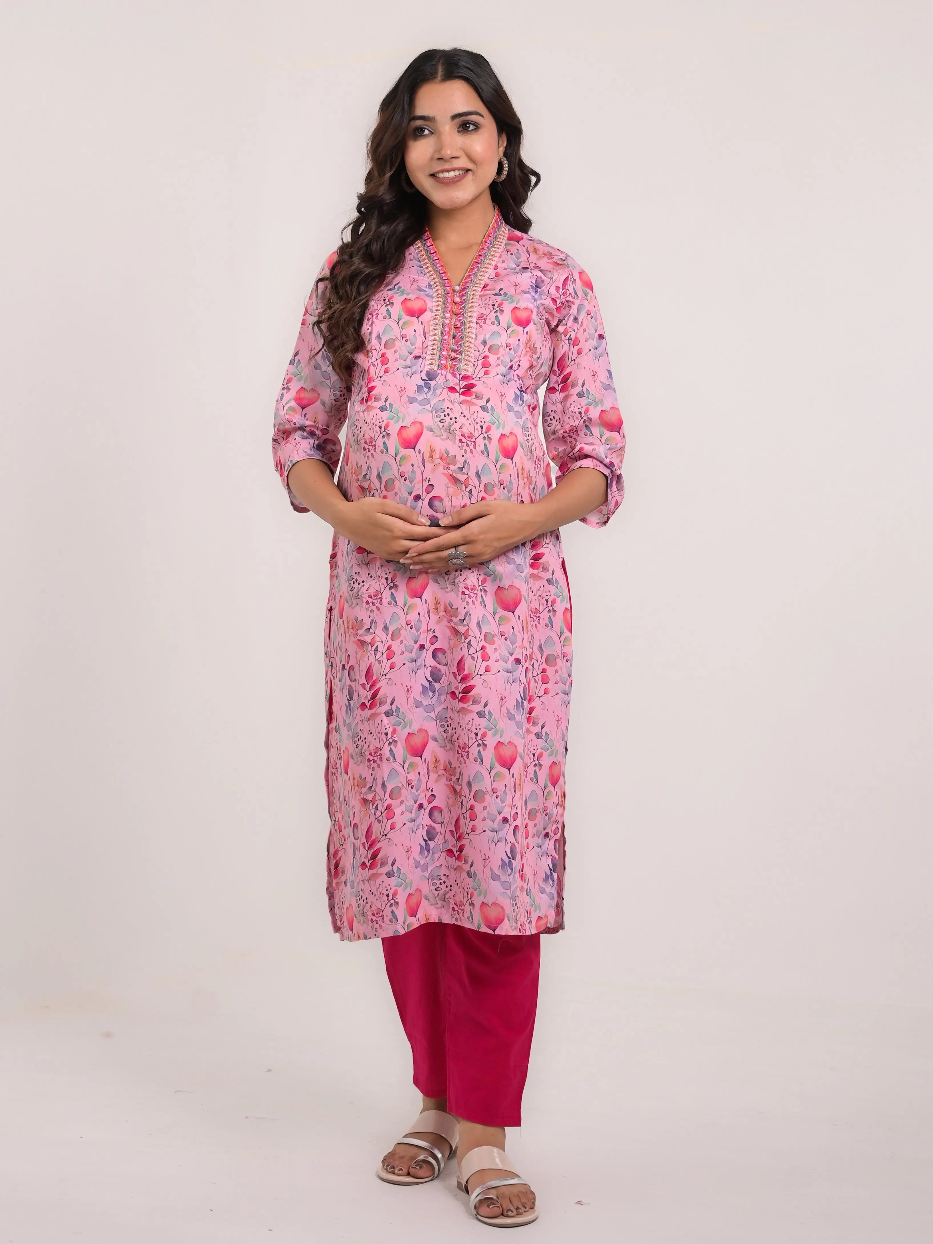 maslin silk  printed kurta with detailed embroidery for feeding and maternity purpose mumzhug