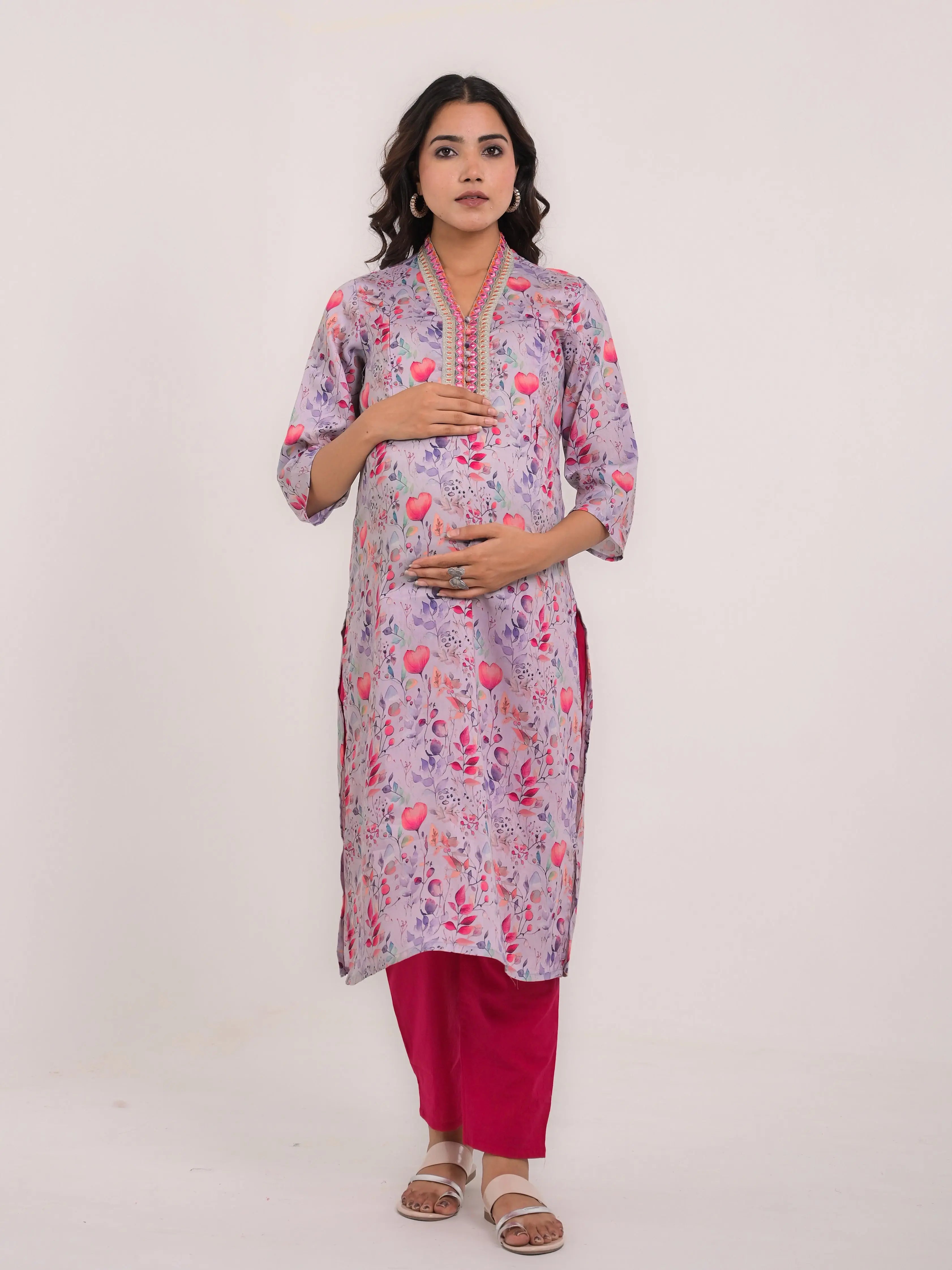 maslin silk  printed kurta with detailed embroidery for feeding and maternity purpose mumzhug