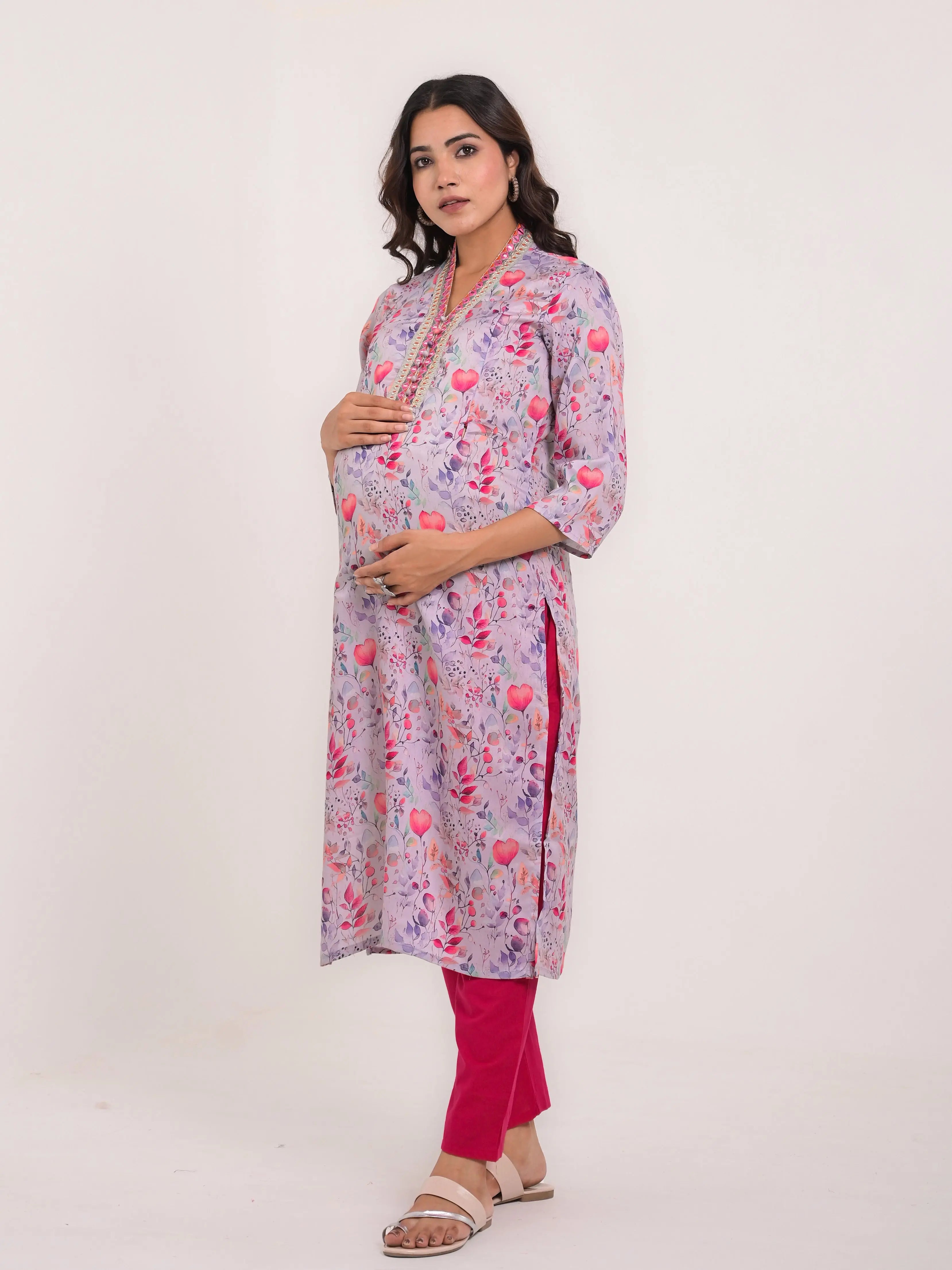 maslin silk  printed kurta with detailed embroidery for feeding and maternity purpose mumzhug