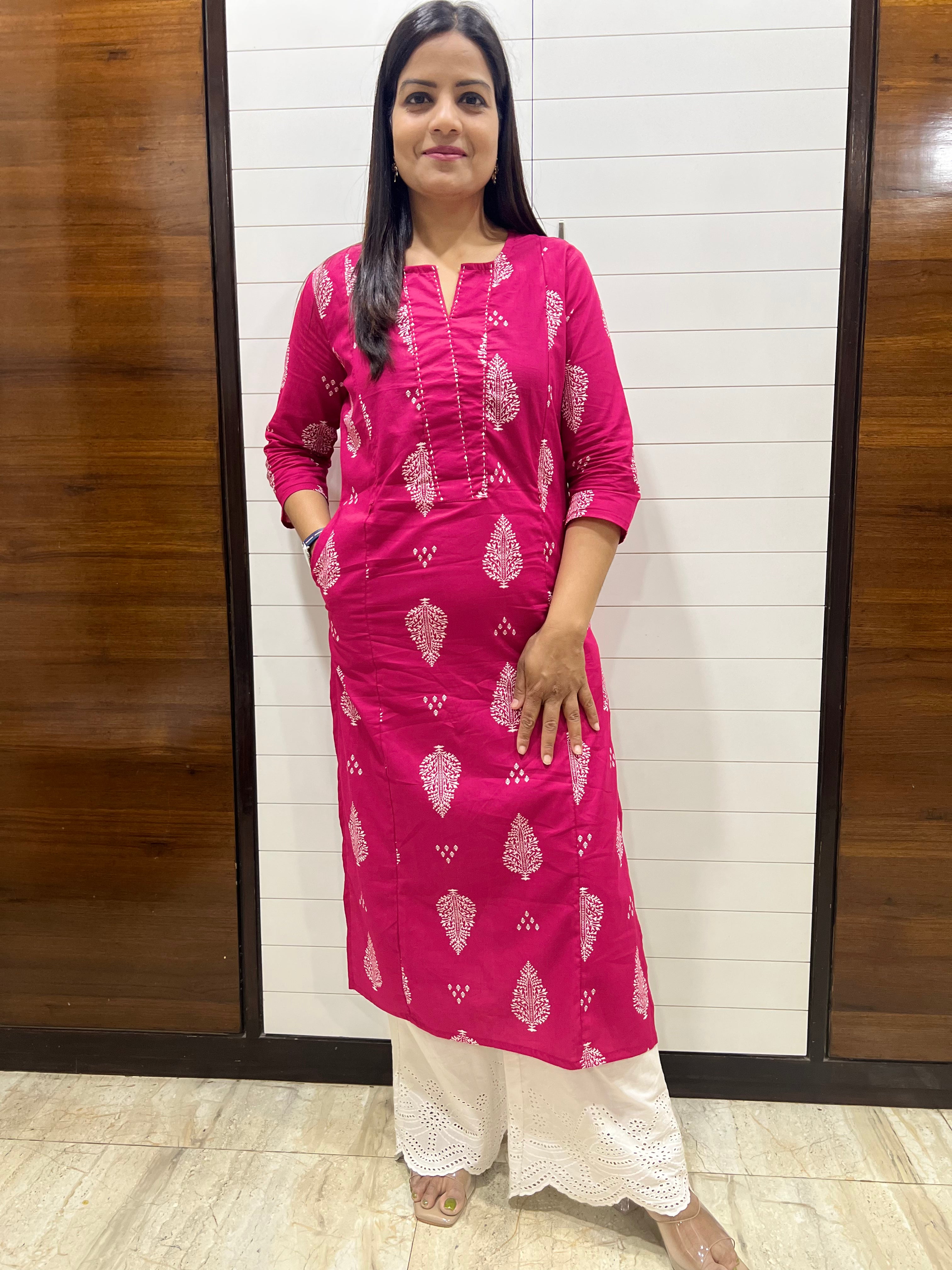 Mumzhug Fuchsia Pure Cotton Feeding Kurta with Side Pocket