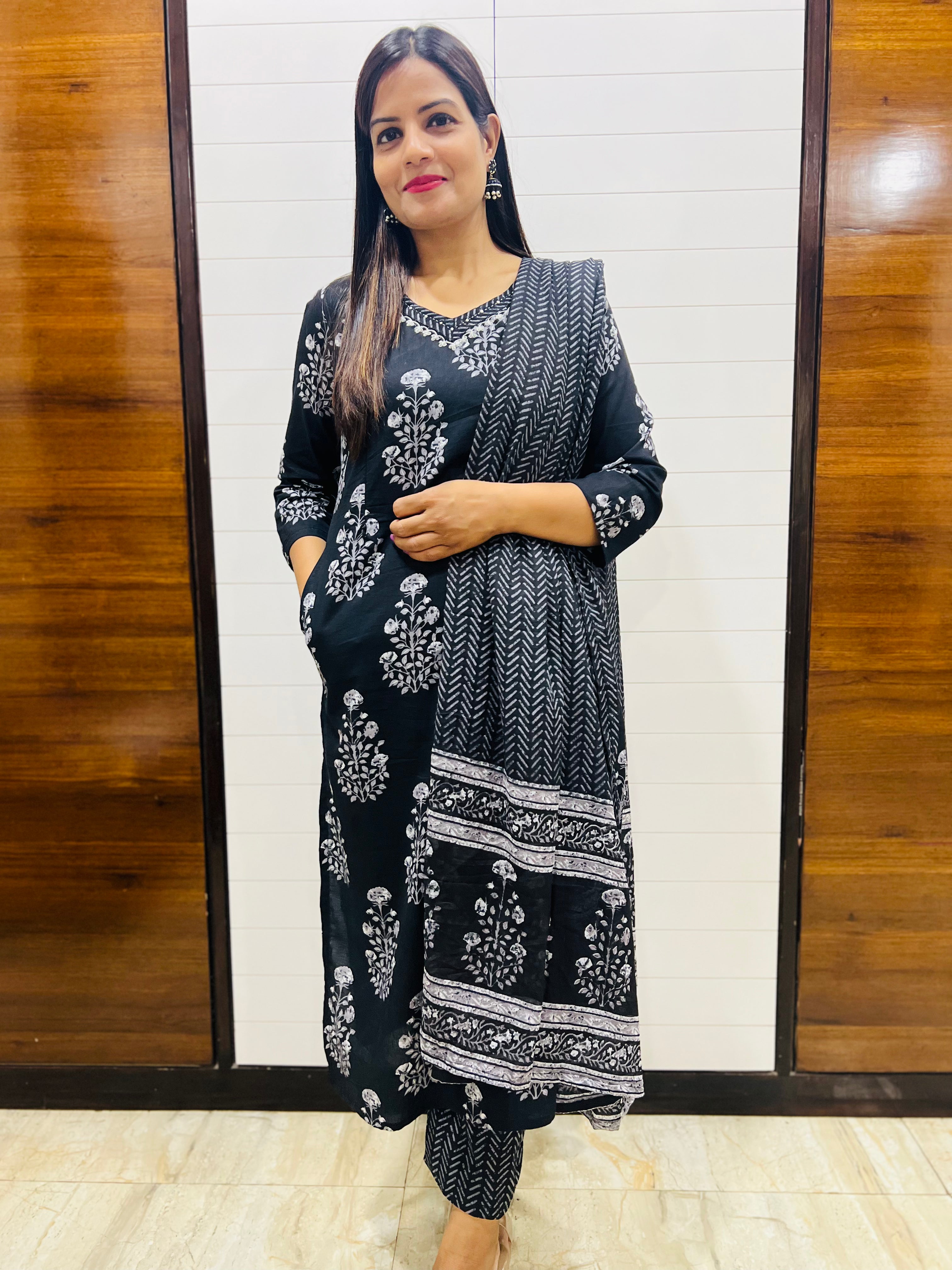 Black Jaipuri Print Pure Cotton Feeding Kurta Pant with Printed Dupatta