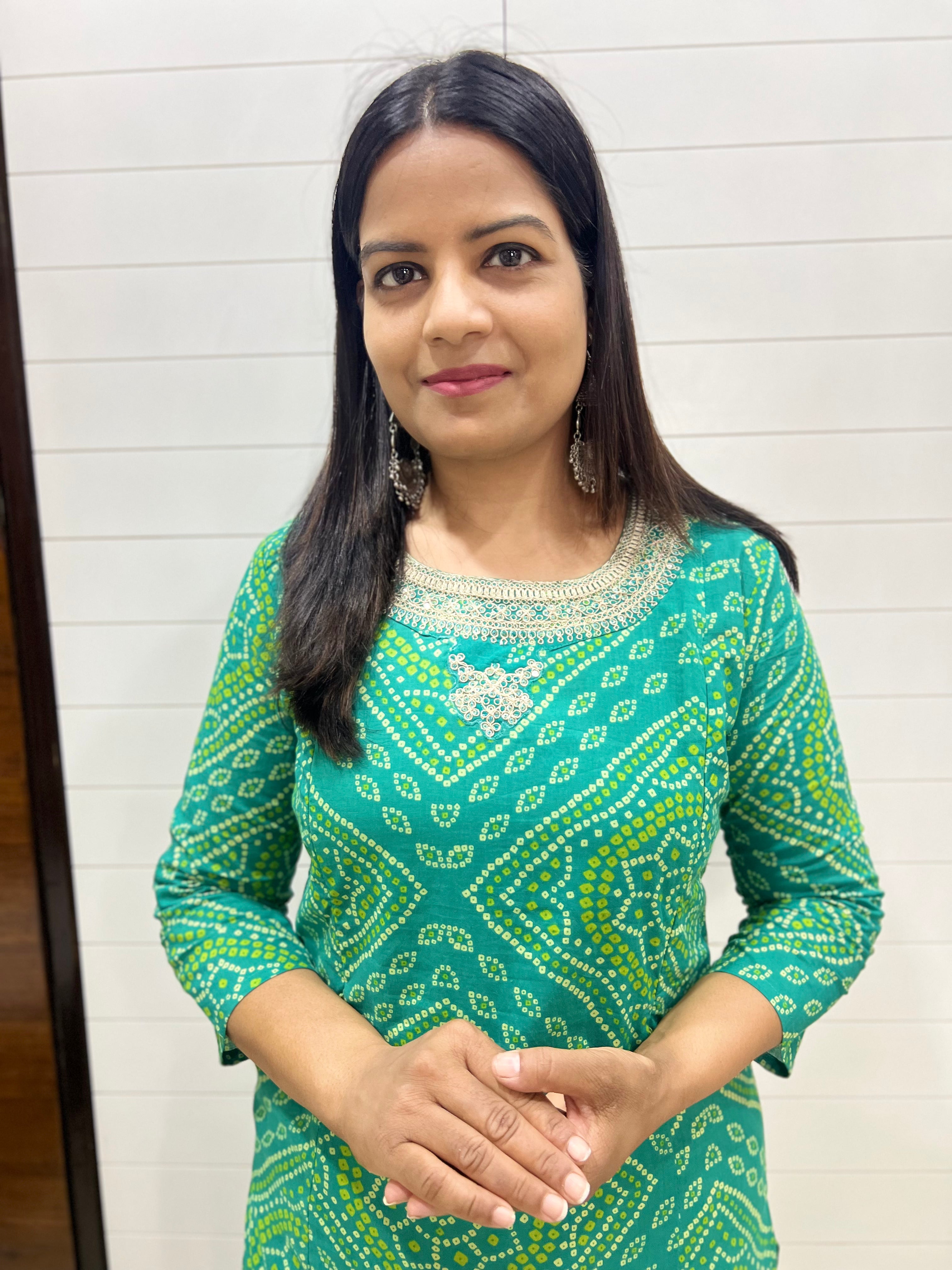 Mumzhug pure cotton green feeding kurta with both side feeding zipper