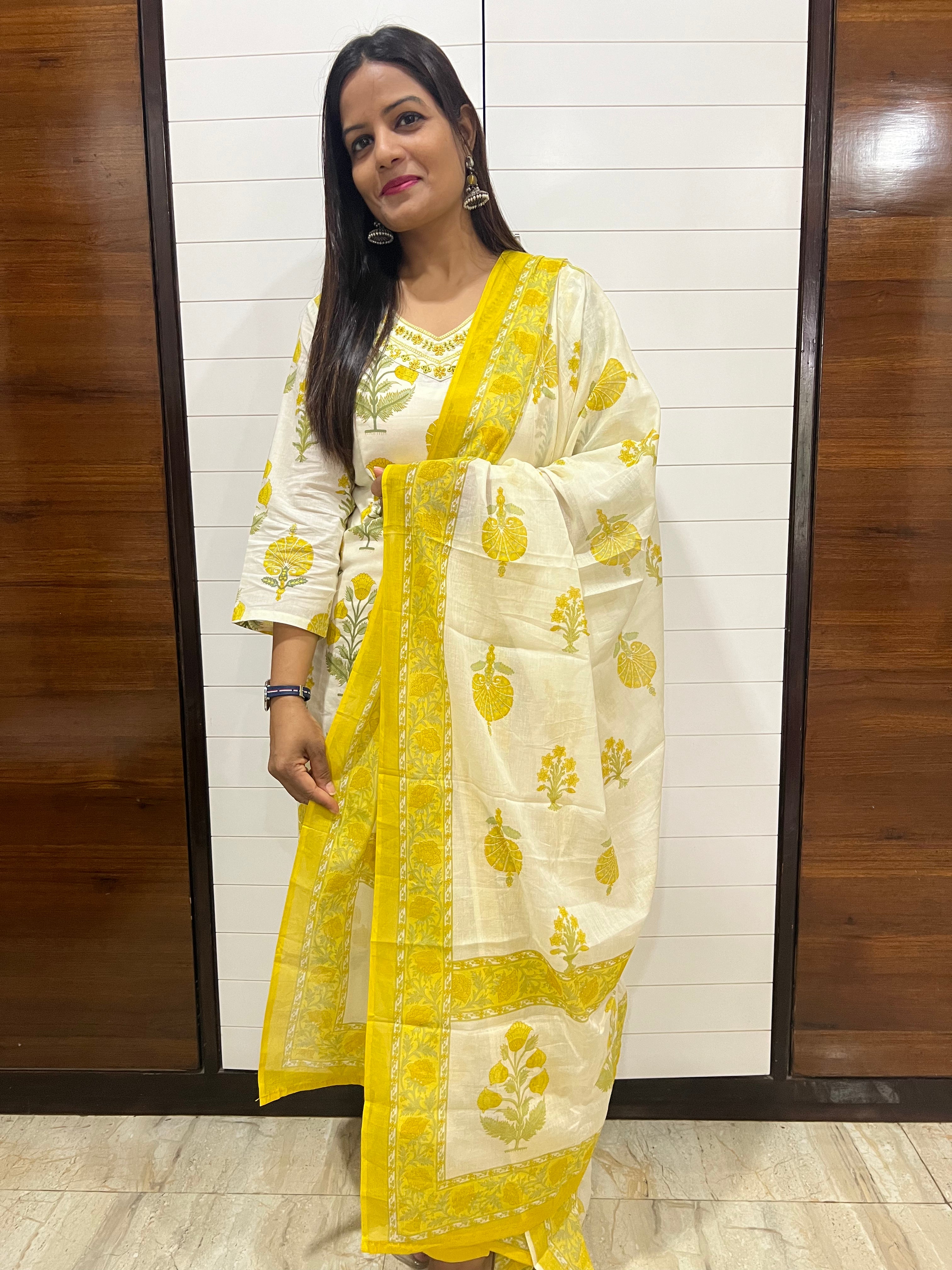 Pure Cotton Printed Embroidered Feeding Kurta Pant and Dupatta Set with Attached Lining