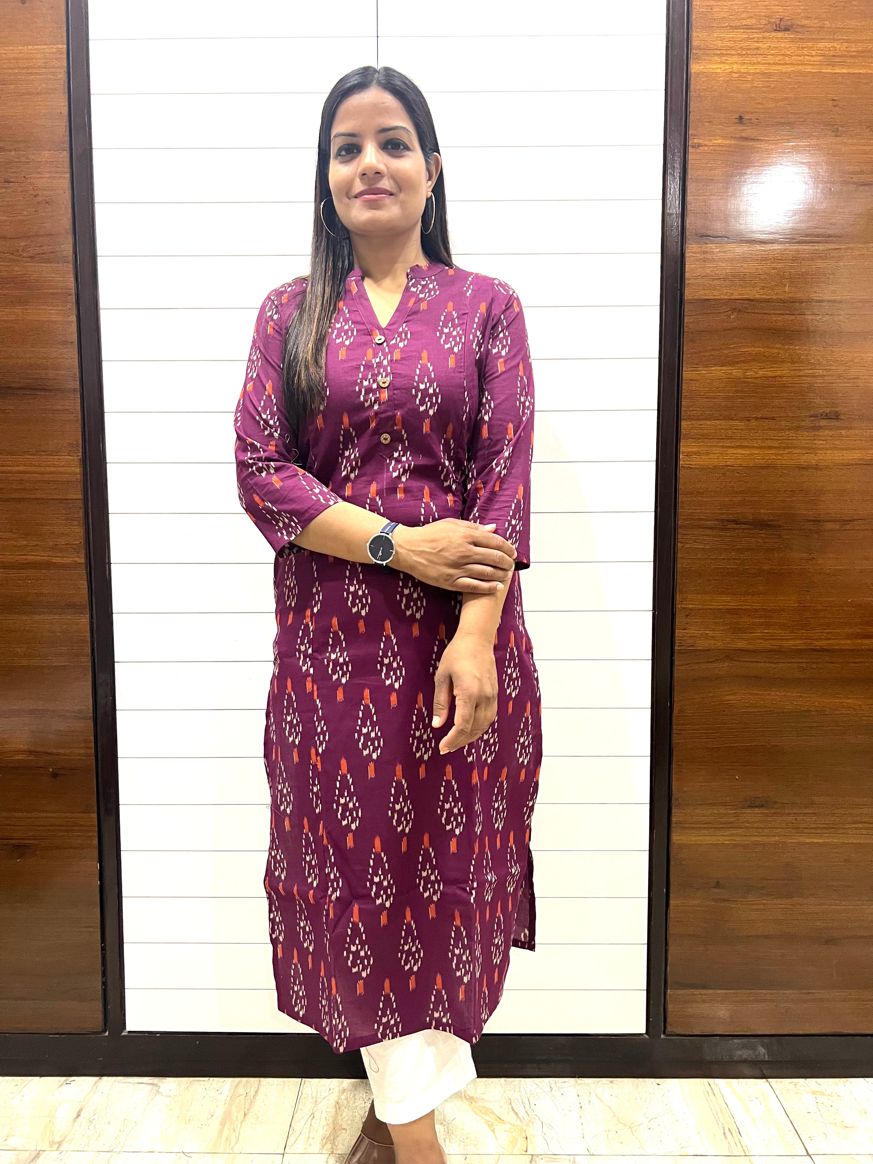 Mumzhug Wine Color Pure Cotton Ikkat Print Feeding Kurta with Side Pocket