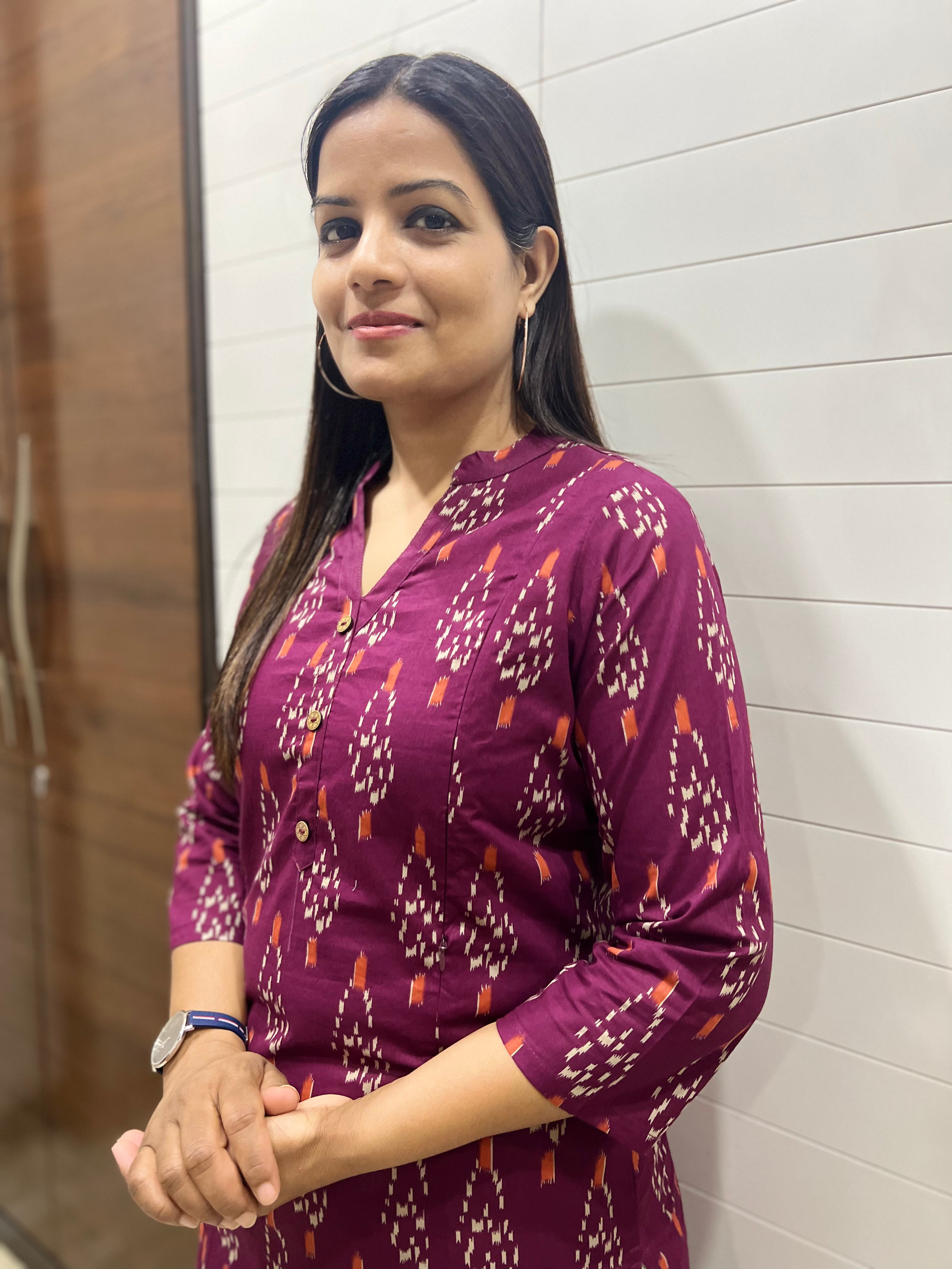 Mumzhug Wine Color Pure Cotton Ikkat Print Feeding Kurta with Side Pocket