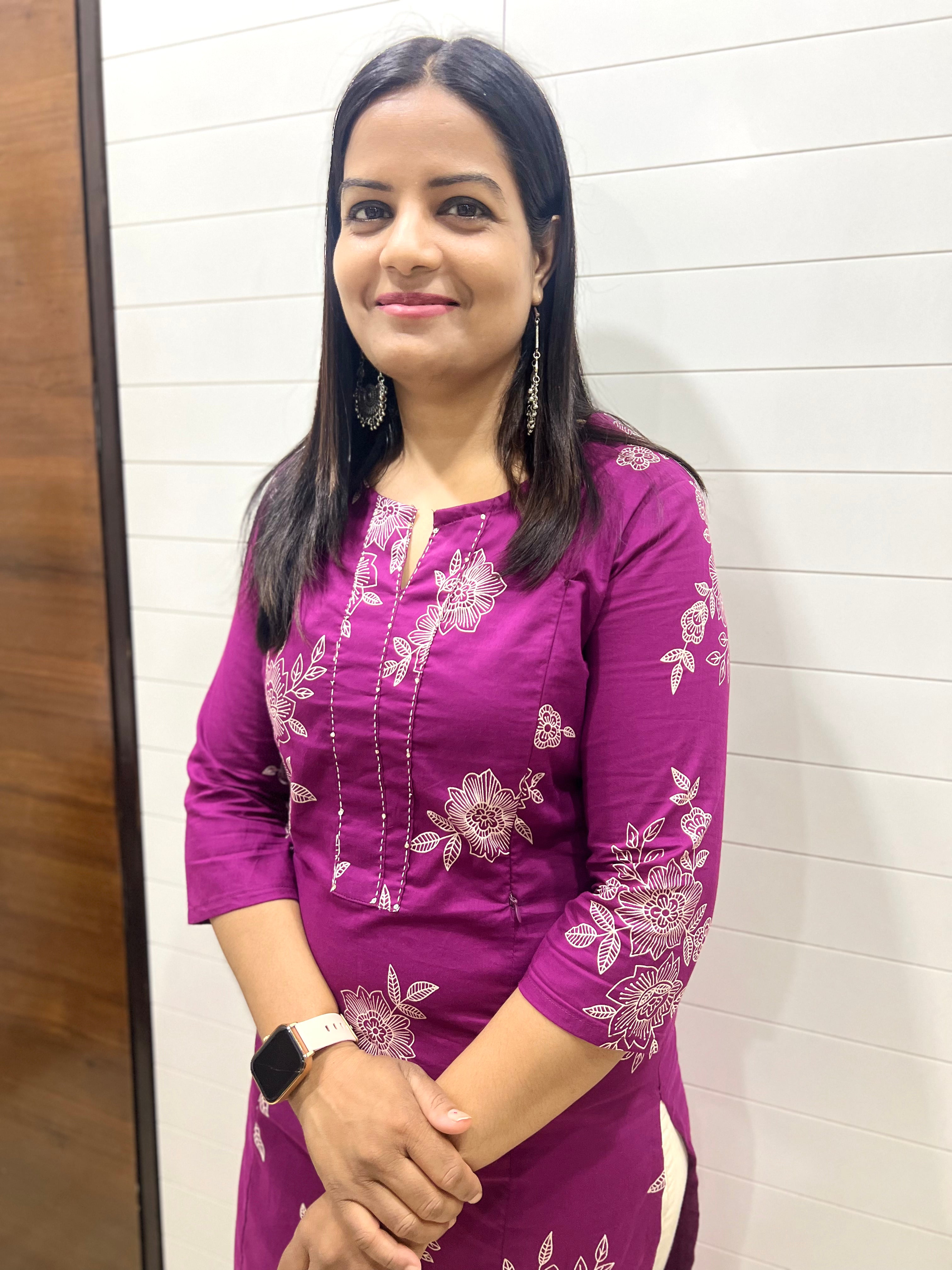 Mumzhug pure cotton jaipuri print wine colored feeding kurta