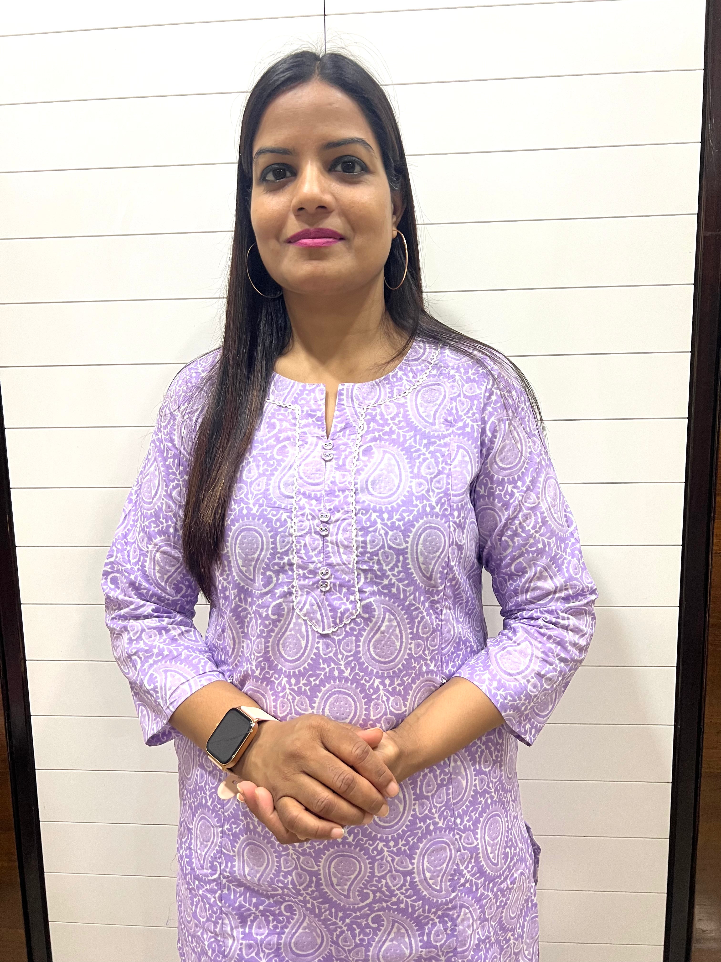 Mumzhug Lavendar Paisely Pure Cotton Printed Feeding Kurta with Side Pocket