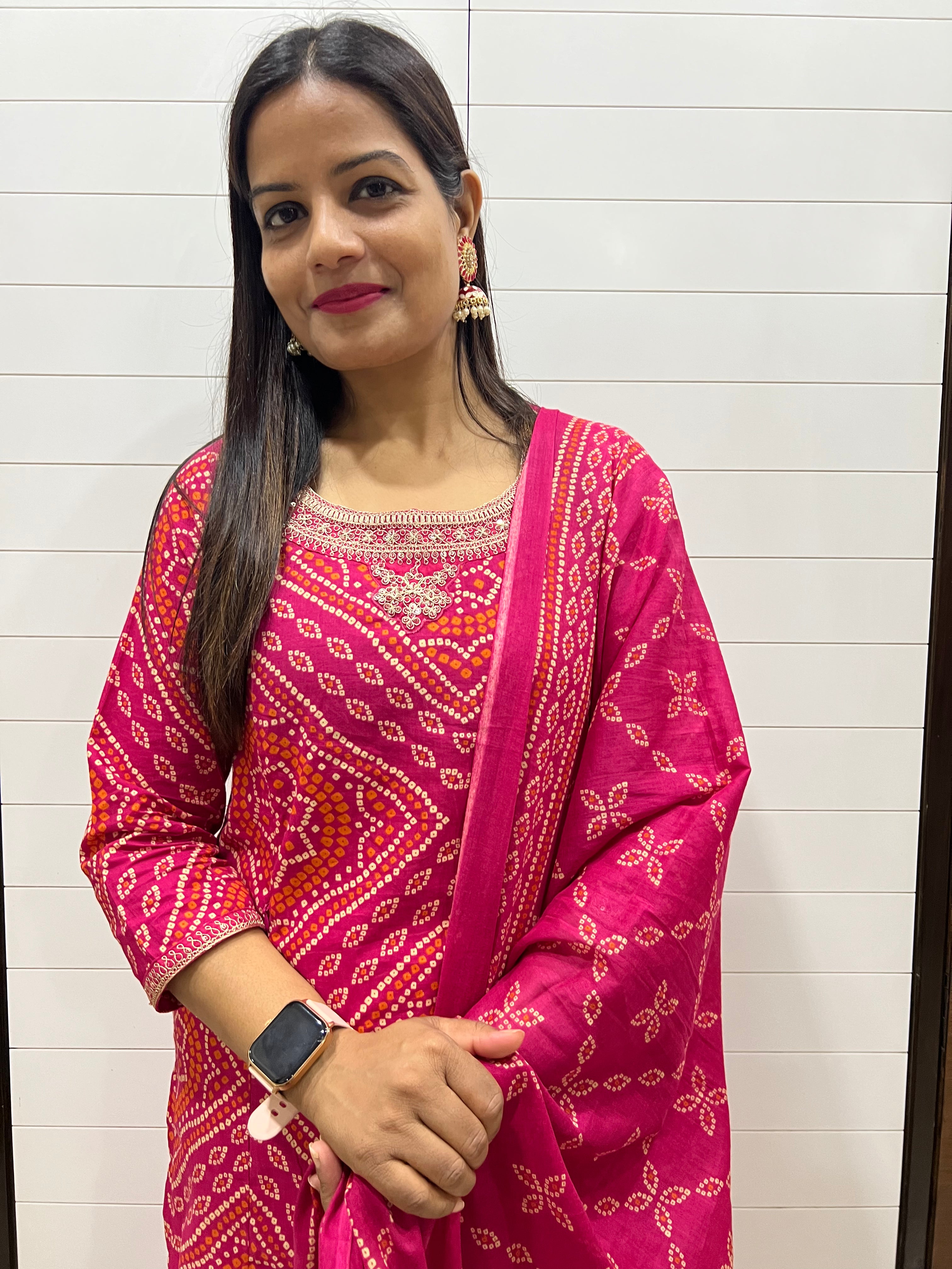 Mumzhug Pure Cotton Bandhej Print Embroidered Kurta Pant and Dupatta Set with Feeding Zipper