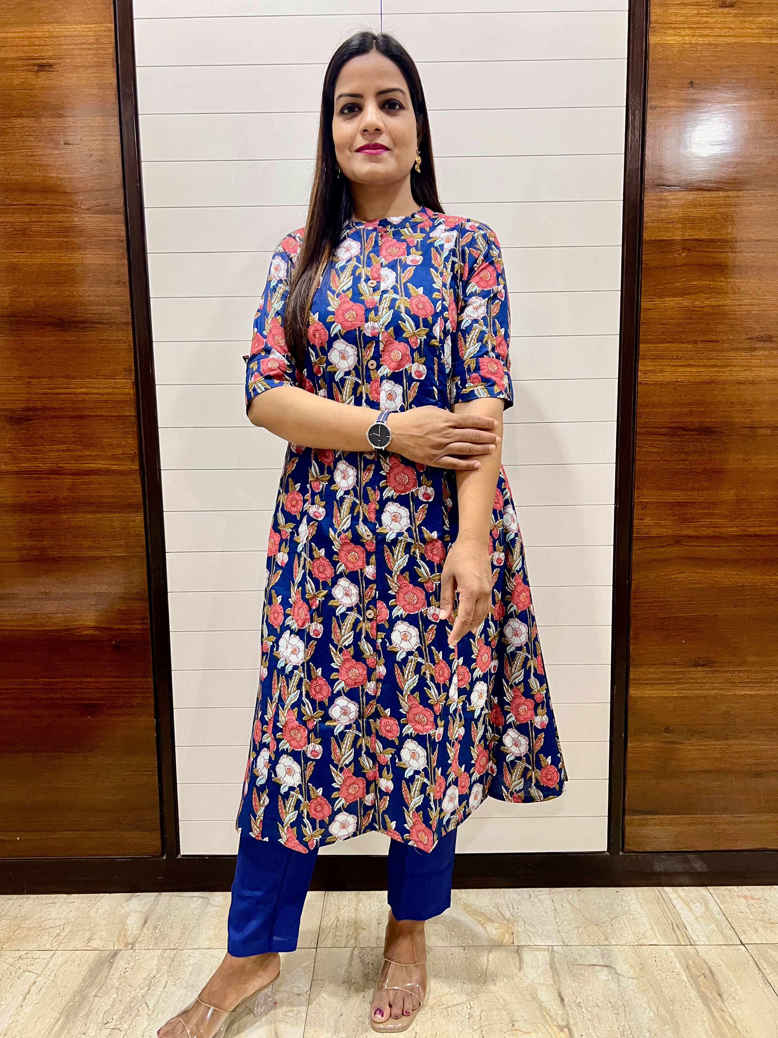 Mumzhug Blue Color Pure Cotton Jaipuri Print Feeding Cord Set with Side Pocket
