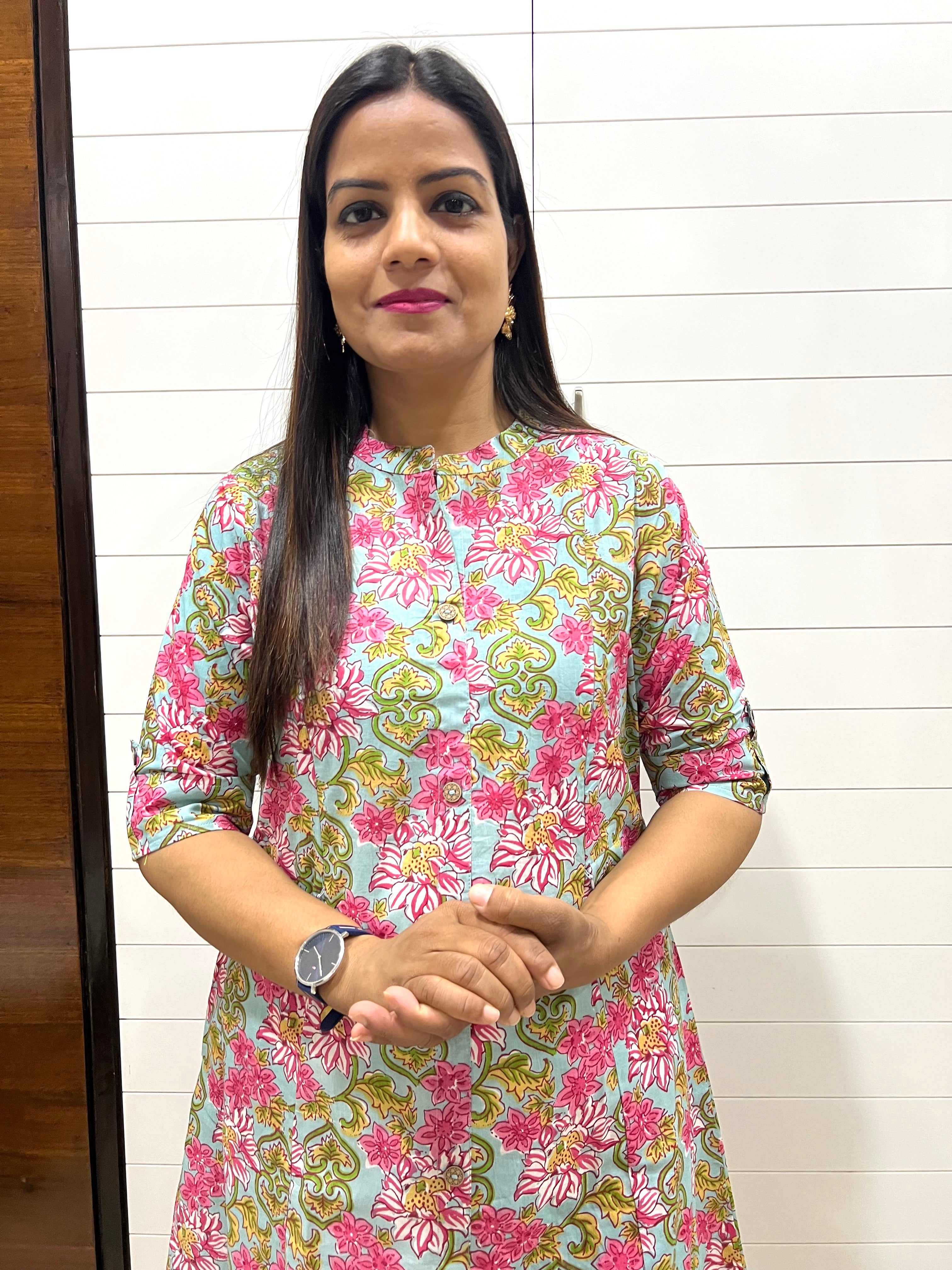 Mumzhug Grey Color Pure Cotton Jaipuri Print Feeding Cord Set with side Pocket