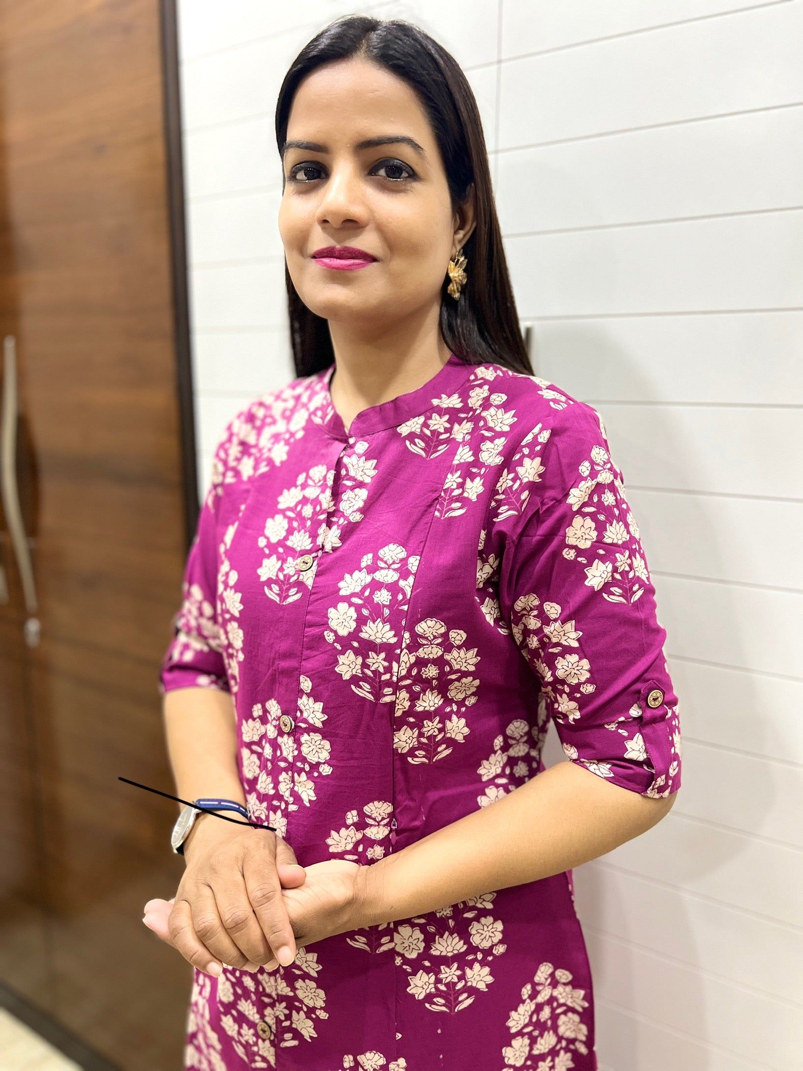 Mumzhug Wine Color Pure Cotton Jaipuri Print Feeding Cord Set with Side Pocket