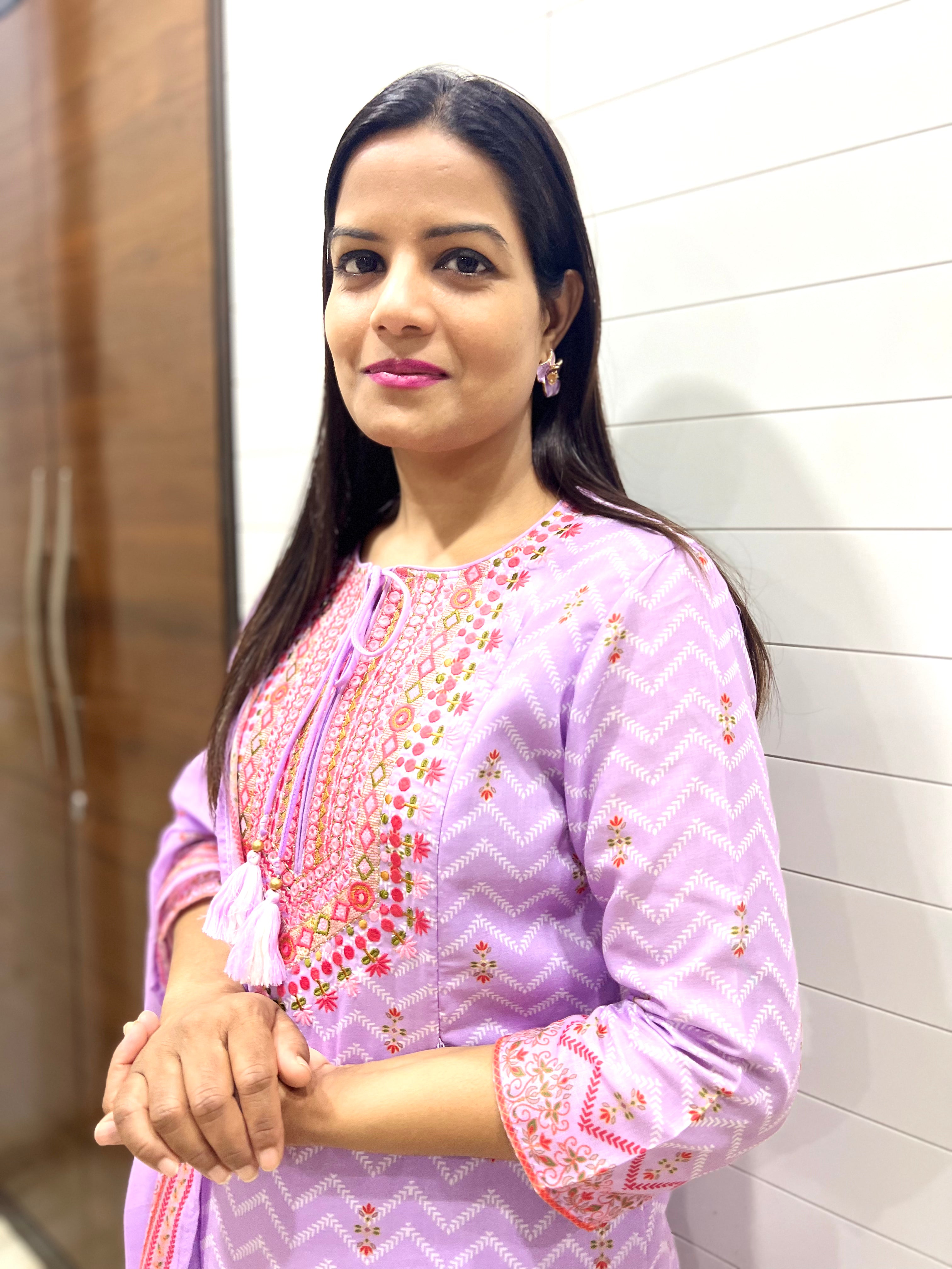 Mumzhug Blend Cotton Detailed Embroidered Kurta Pant and Dupatta Set with Attached Lining