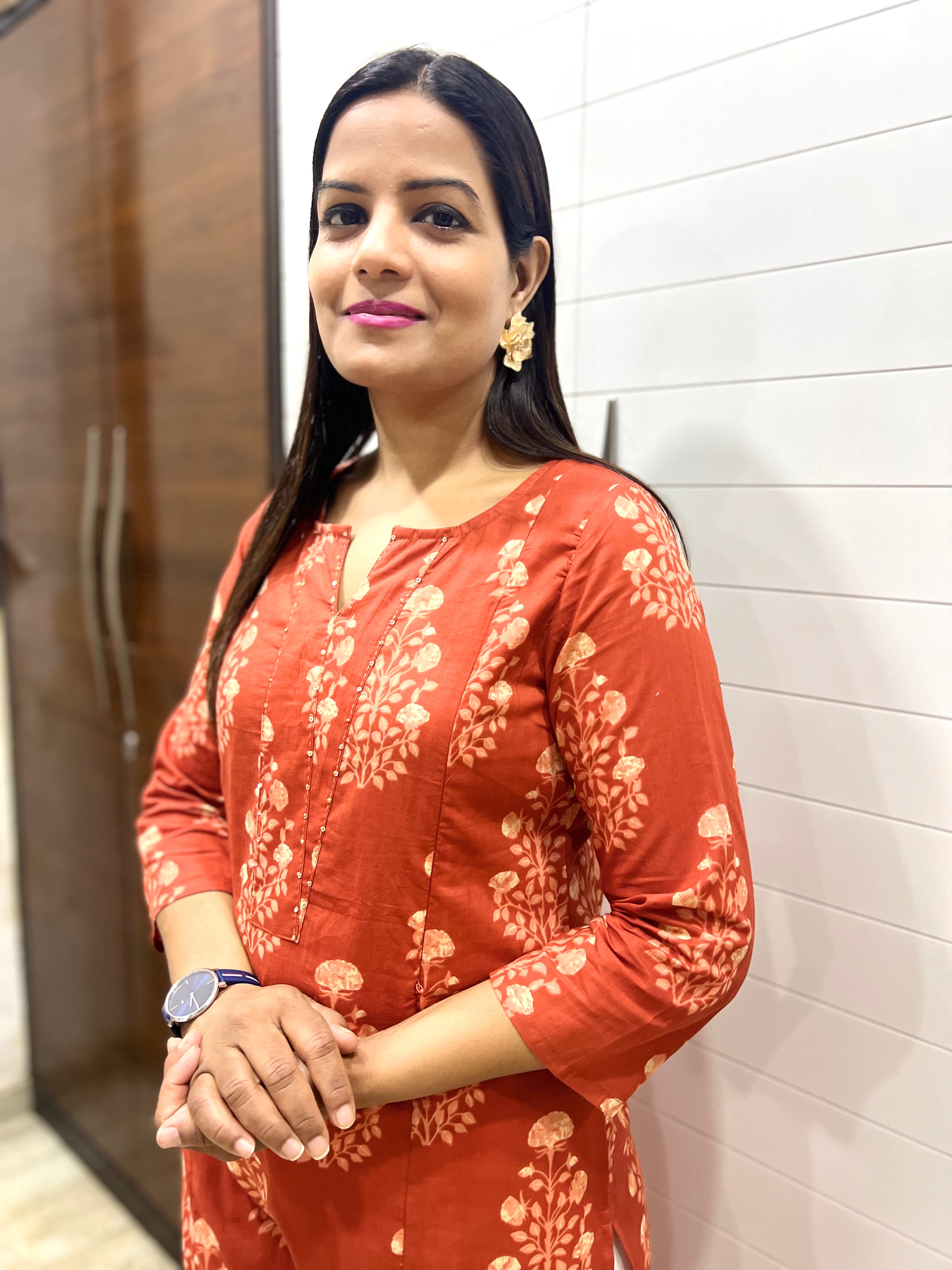 Mumzhug Rust Color Pure Cotton Jaipuri Print Feeding Kurta with Side Pocket