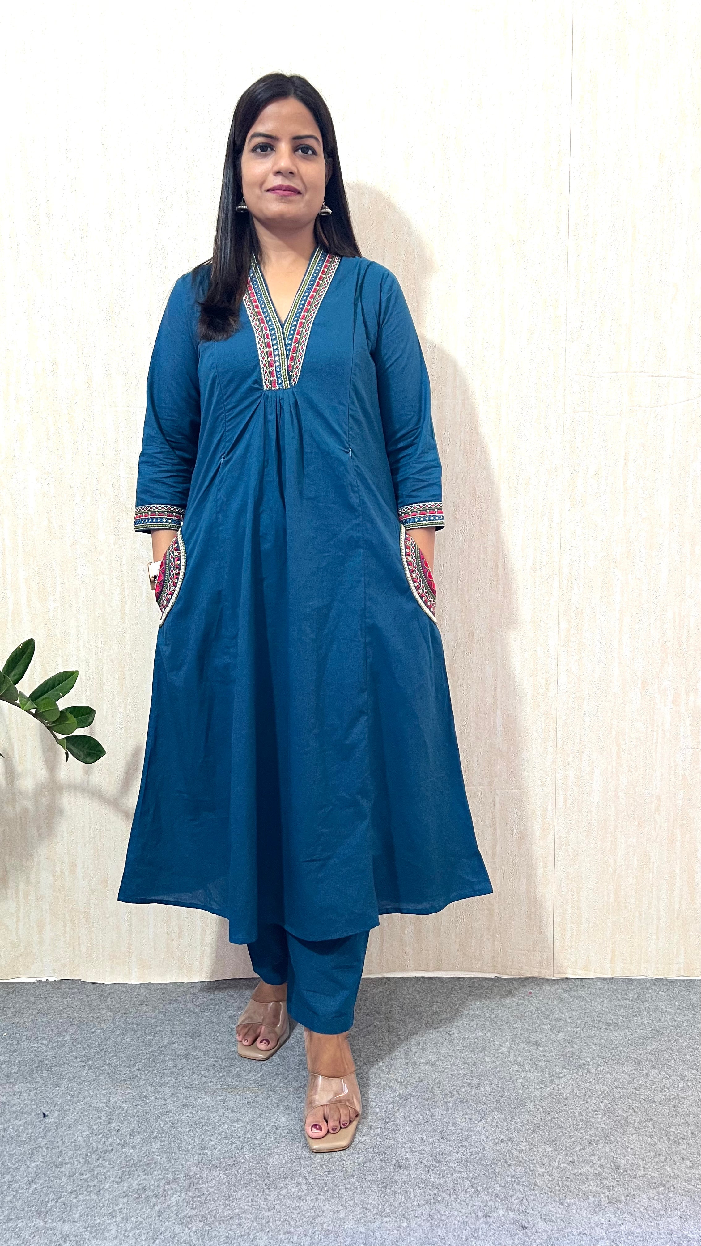 Mumzhug Blue Pure Cotton Embroidered Feeding & Maternity Kurta Pant with Dupatta Set