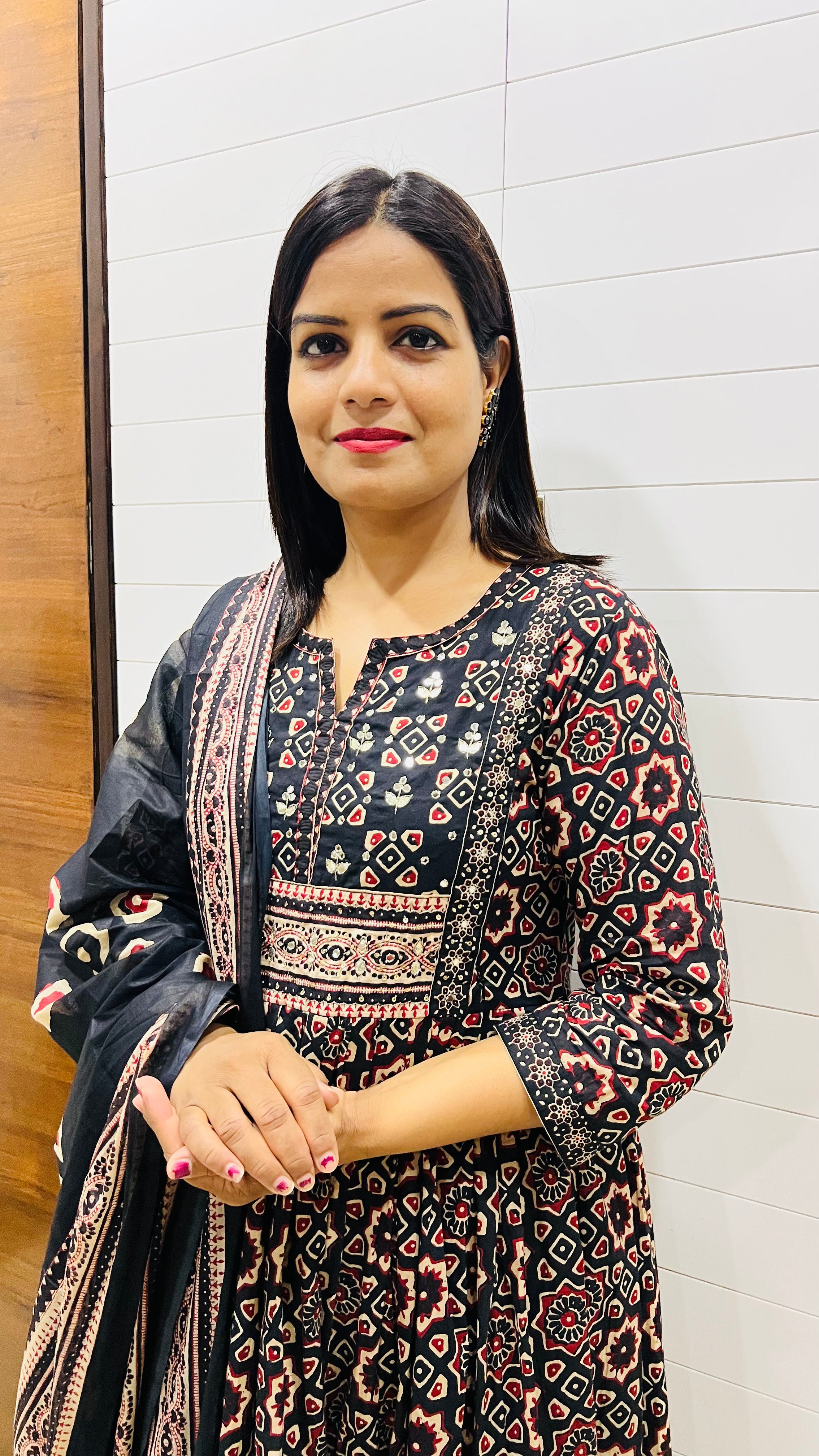 Mumzhug Midnight Bloom Black Pure Cotton Jaipuri Print Embroidered Feeding & Maternity Anarkali Set