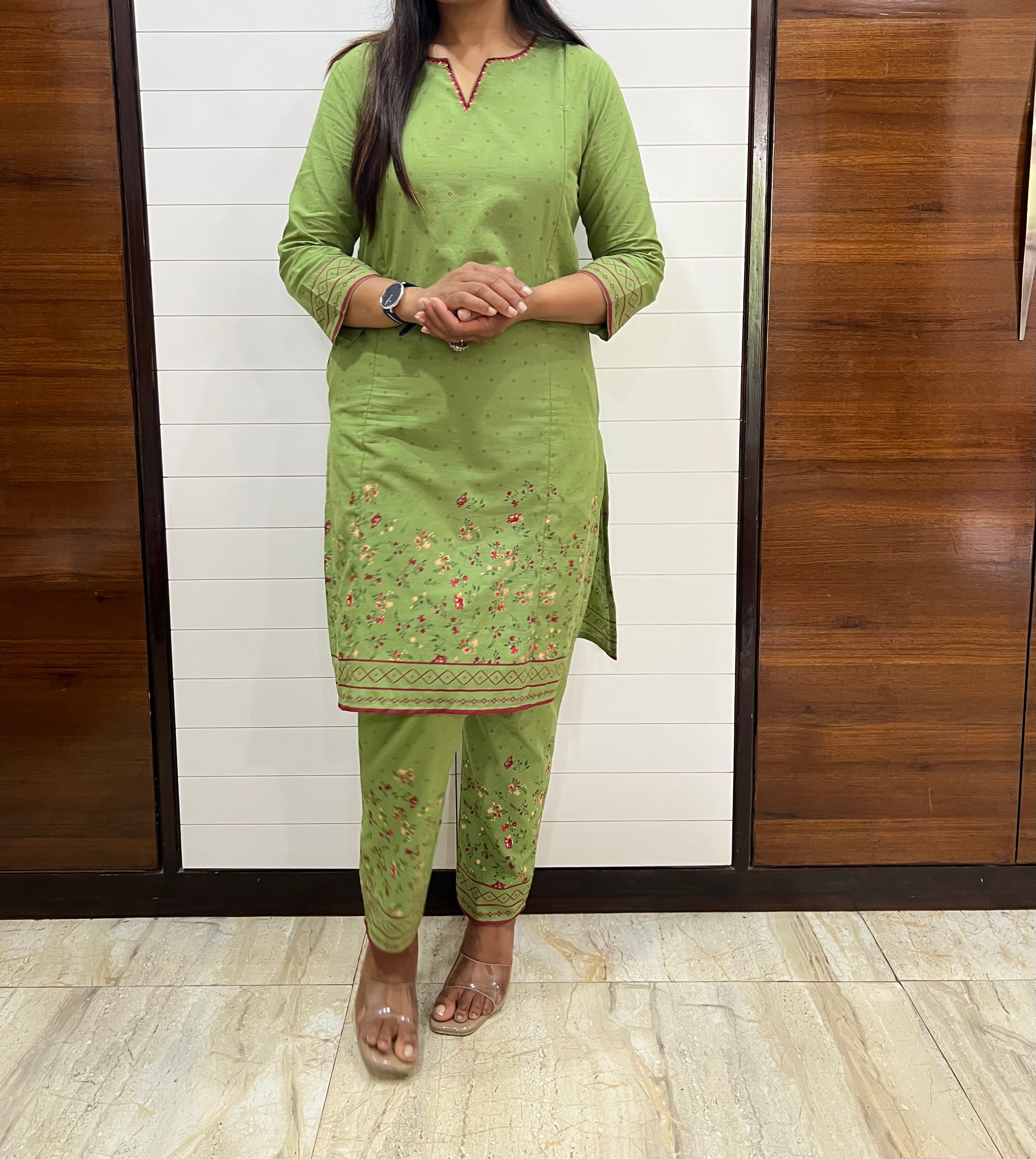 Mumzhug Pure Cotton Panel Print Feeding Cord Set with Feeding Zipper