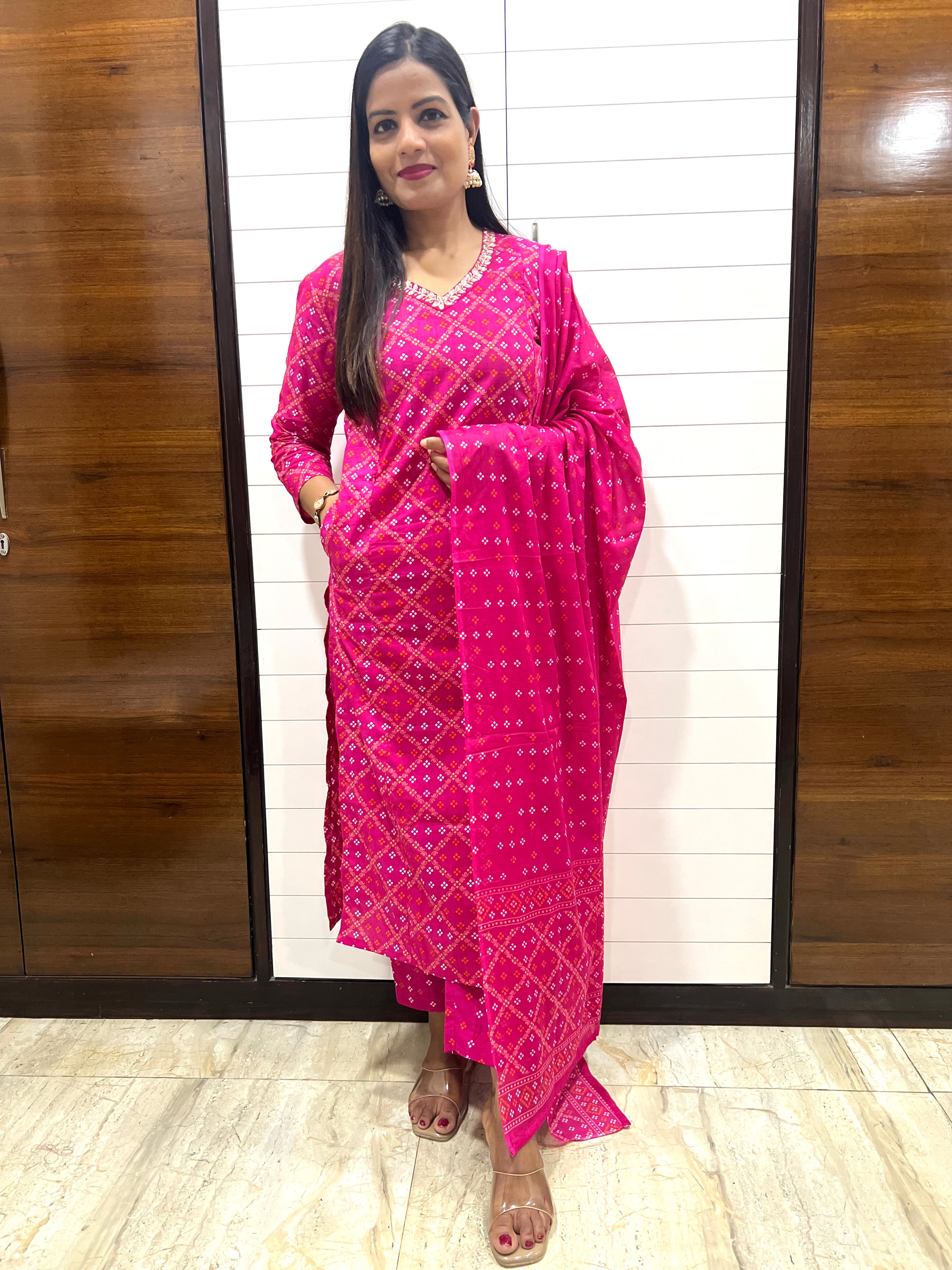 Pure Cotton Fuchsia Colored Feeding Kurta Pant and Dupatta Set