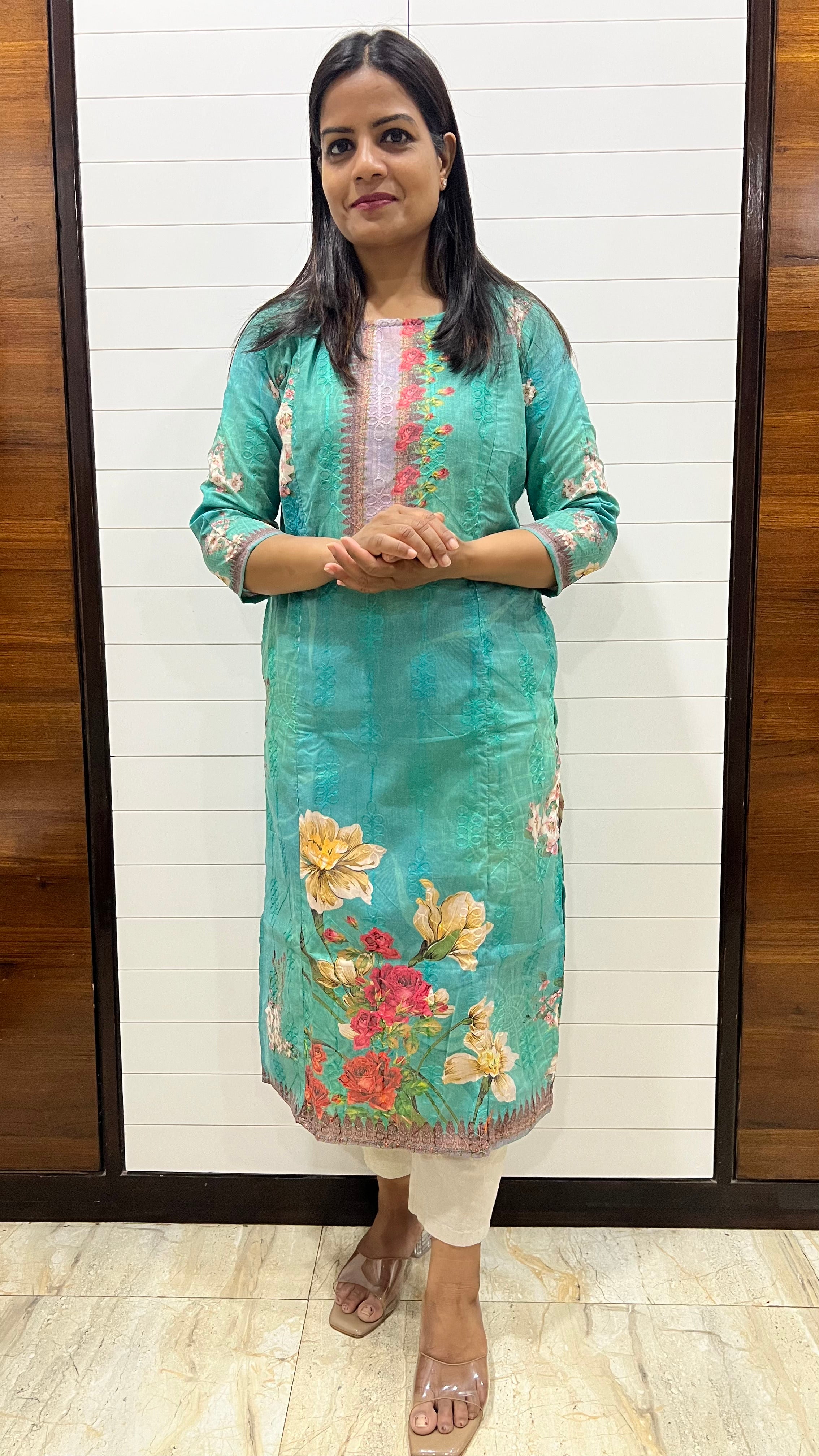 Mumzhug Blend Cotton Rama Green Digital Print Feeding Kurta – Floral Nursing Kurti with Hidden Zippers