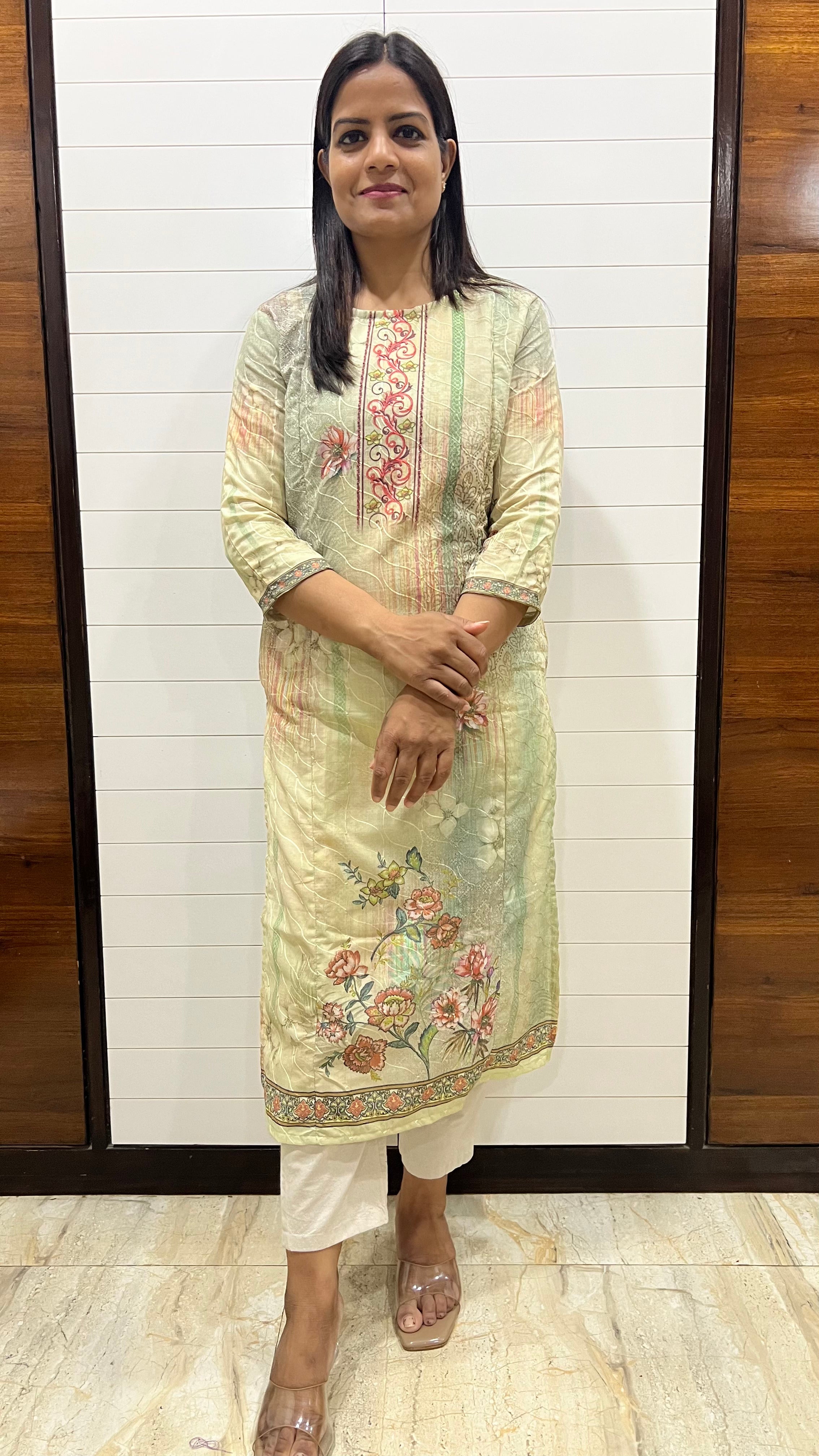 Mumzhug Blend Cotton Digital Print Feeding Kurta – Floral Beige & Sage Green | Hidden Zip Nursing Kurti