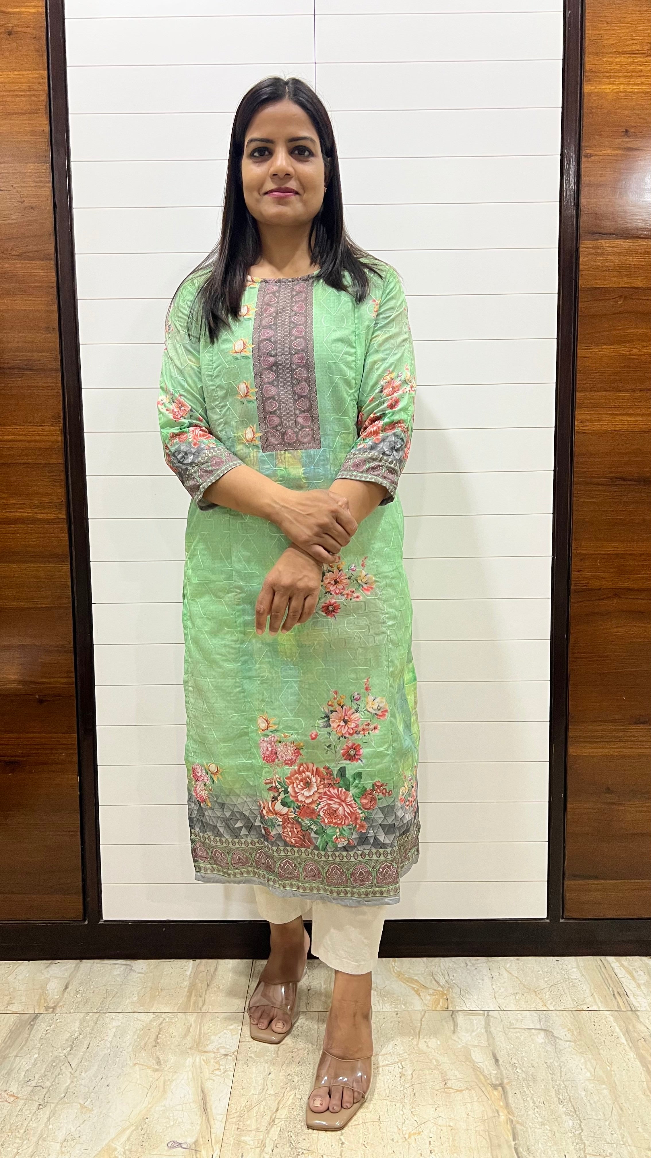 MUMZHUG Green Blend Cotton Digital Print Feeding Kurta | Stylish Maternity & Nursing Wear