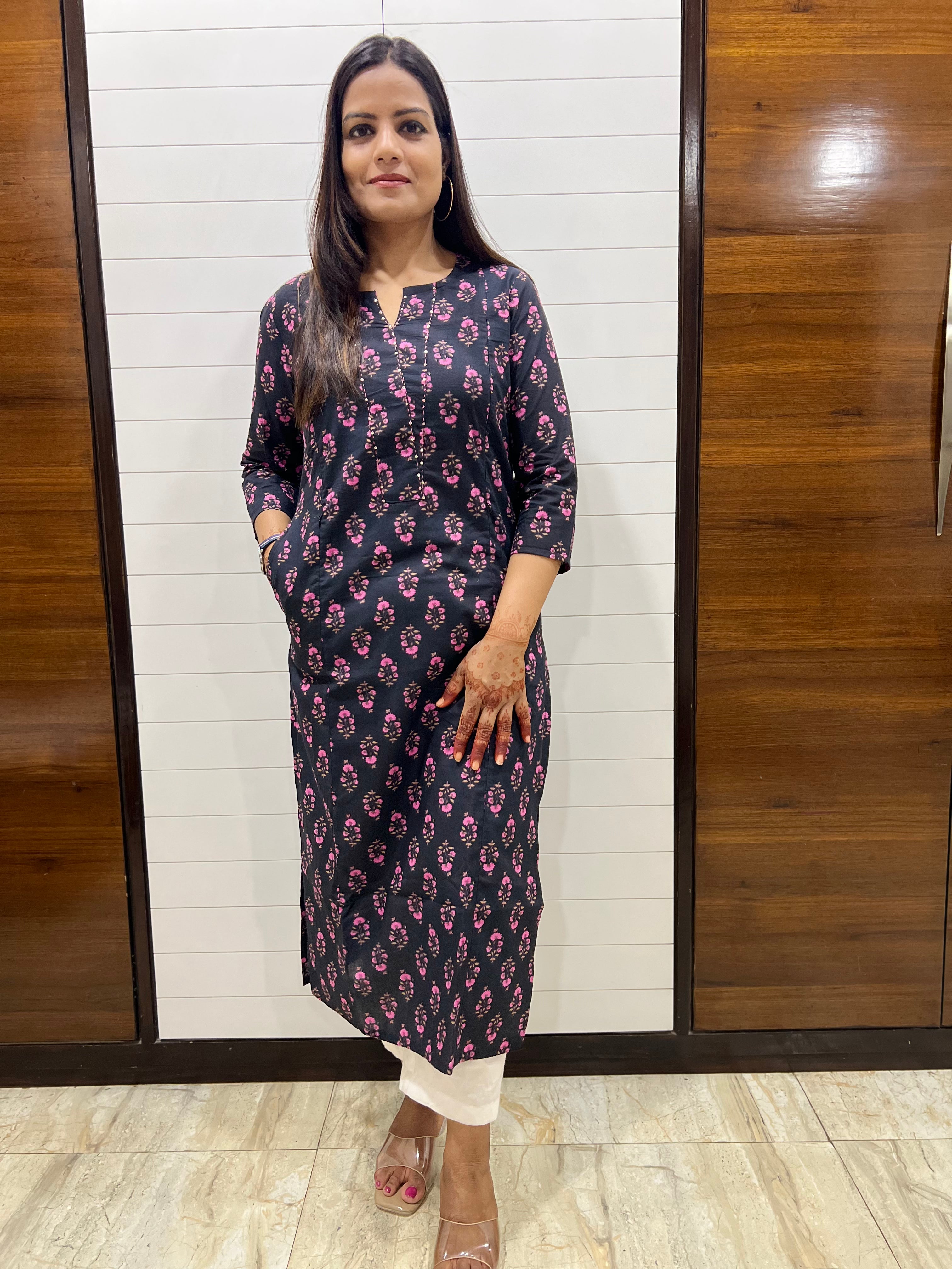 Mumzhug Black Pure Cotton Printed Feeding Kurta