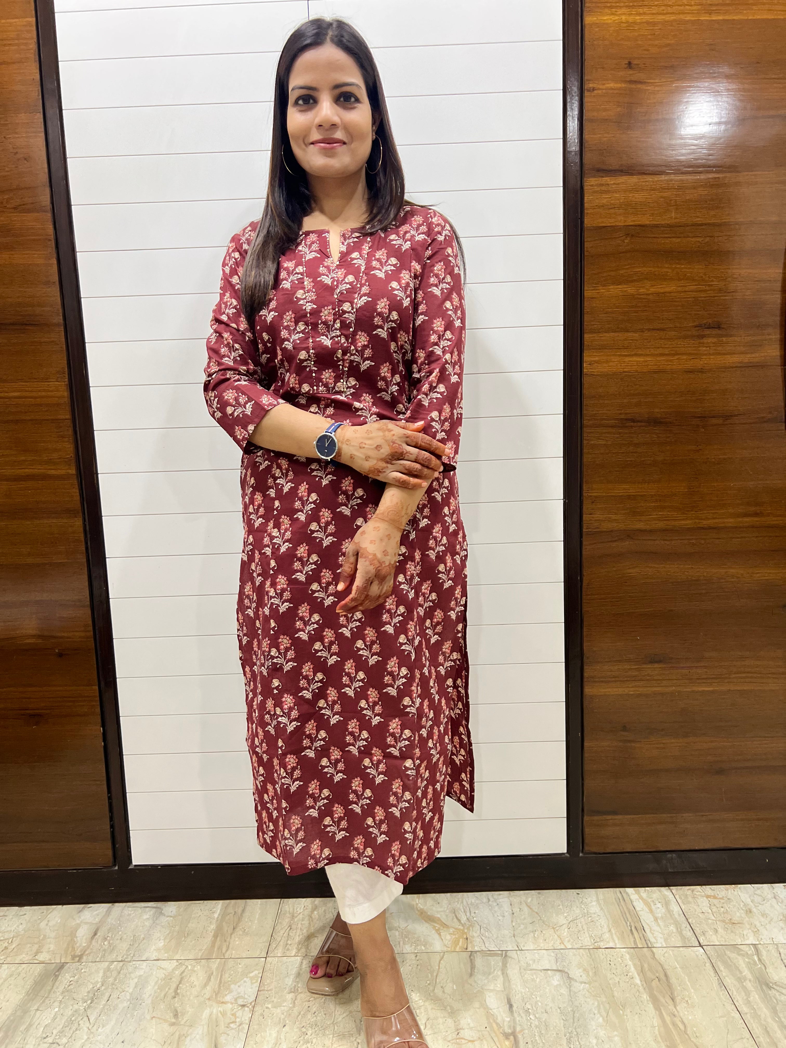 Mumzhug Maroon Colored Printed Cotton Feeding Kurta