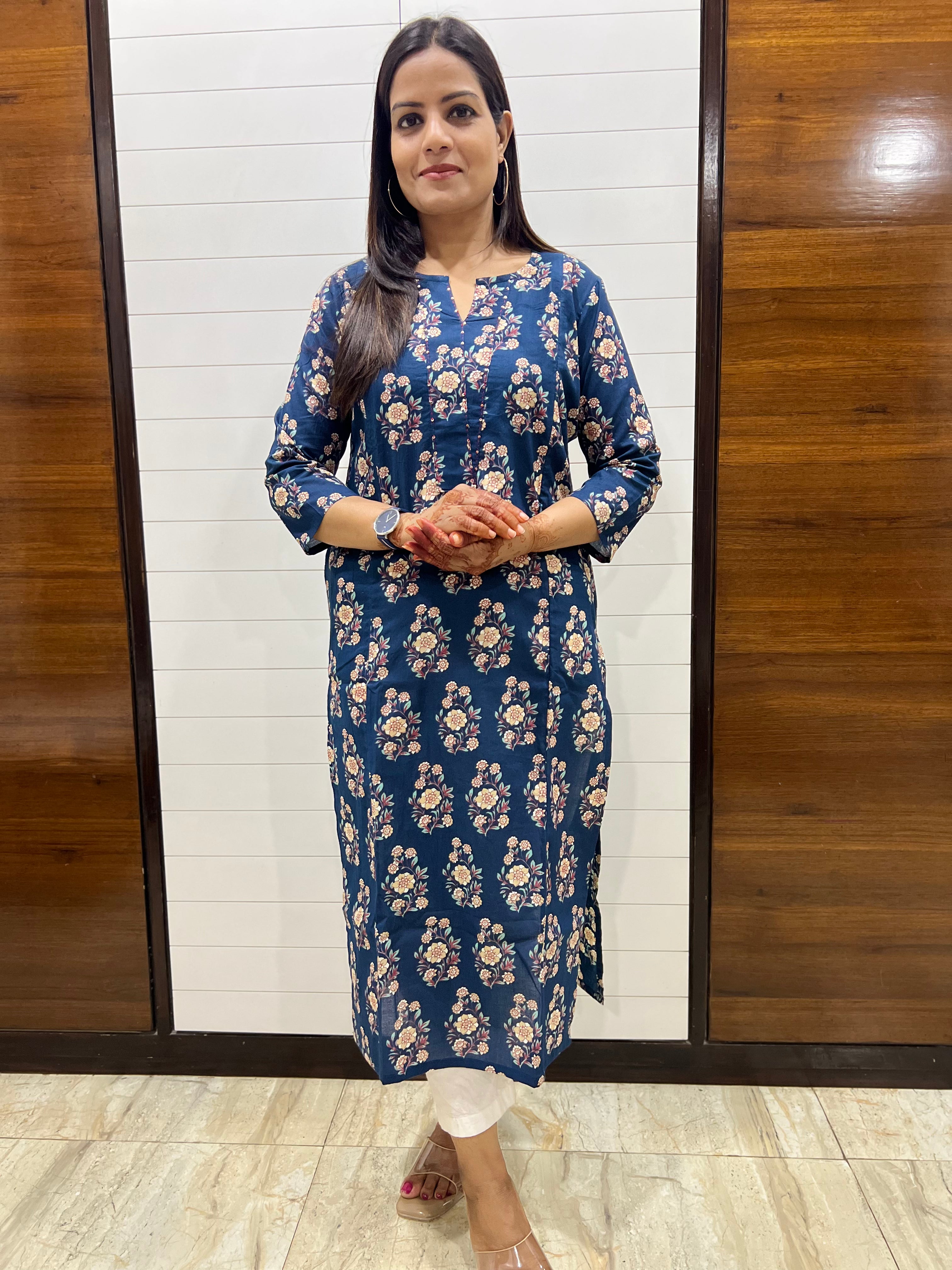 Mumzhug Pure Cotton Blue Colored Printed Feeding Kurta