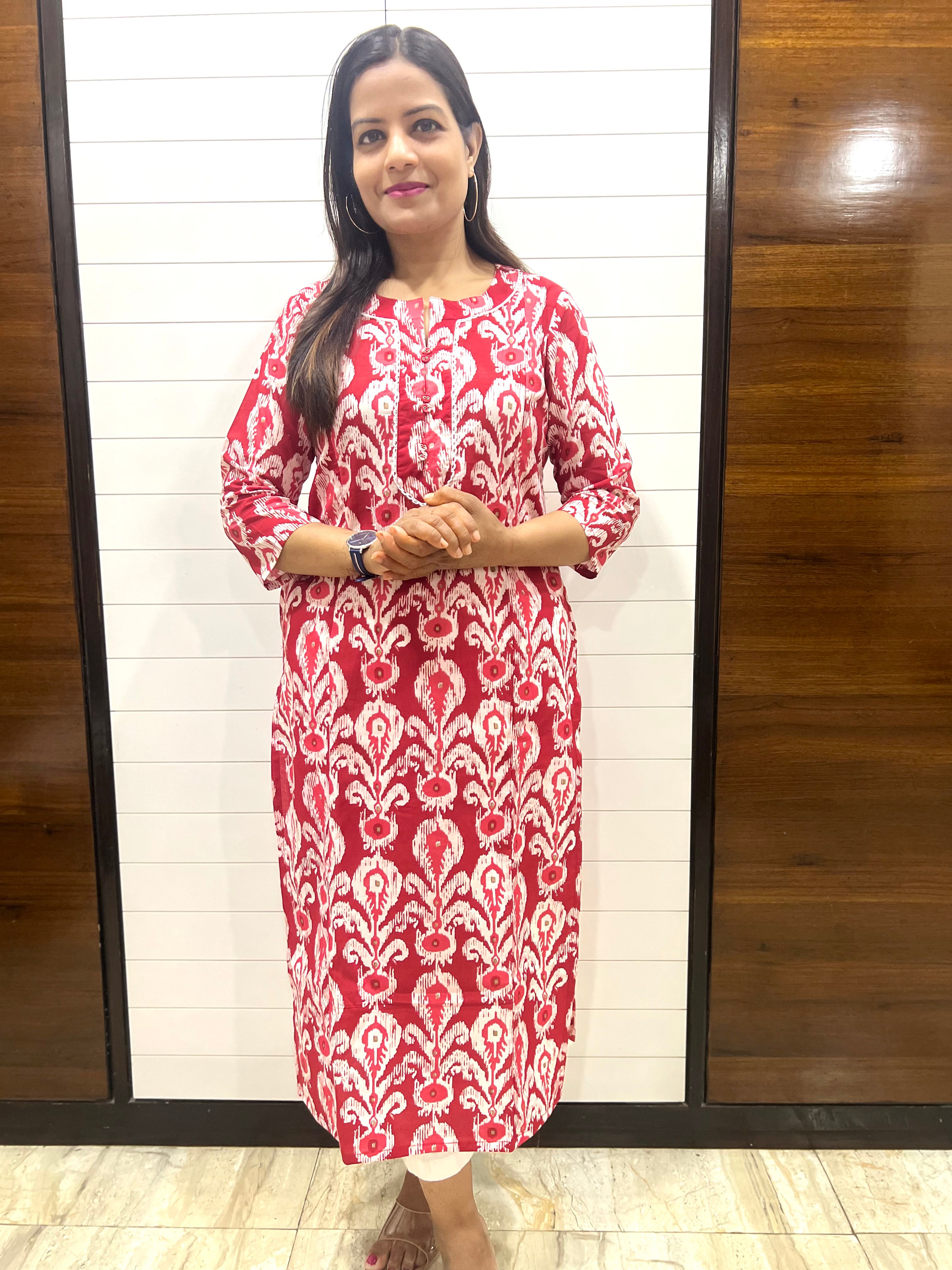 Mumzhug Red Colored Ikkat Print Pure Cotton Feeding Kurta