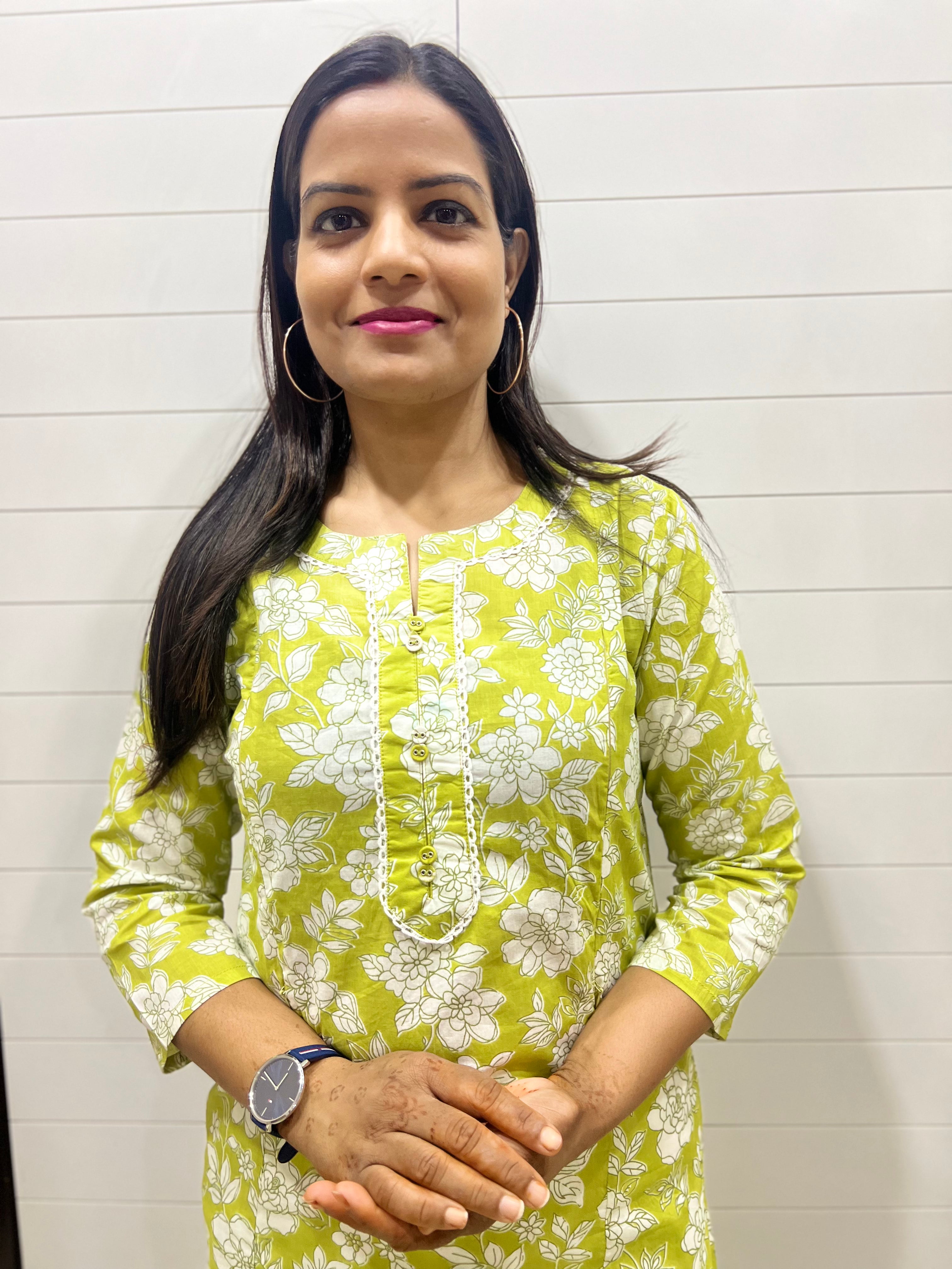 Mumzhug Pista Flowered Print Pure Cotton Feeding Kurta