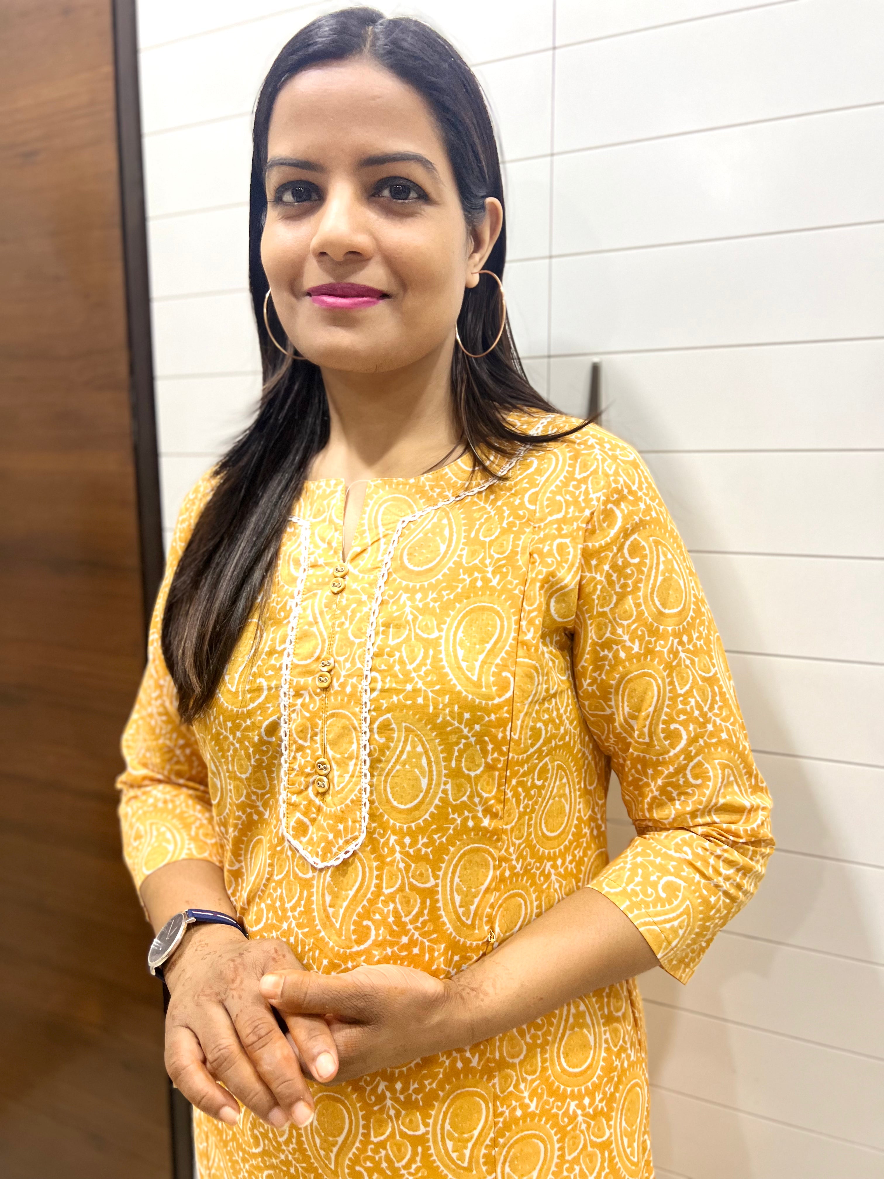 Mumzhug Yellow Colored Pure Cotton Feeding Kurta