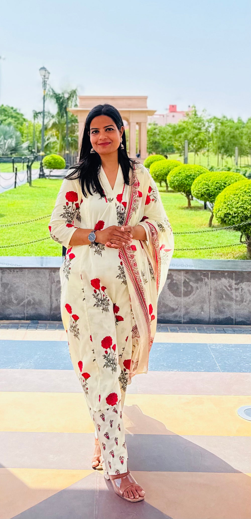 MUMZHUG Pure Cotton Floral Print Feeding & Maternity Kurta Pant with Dupatta Set | Attached Cotton Lining | Soft & Breathable Nursing Wear