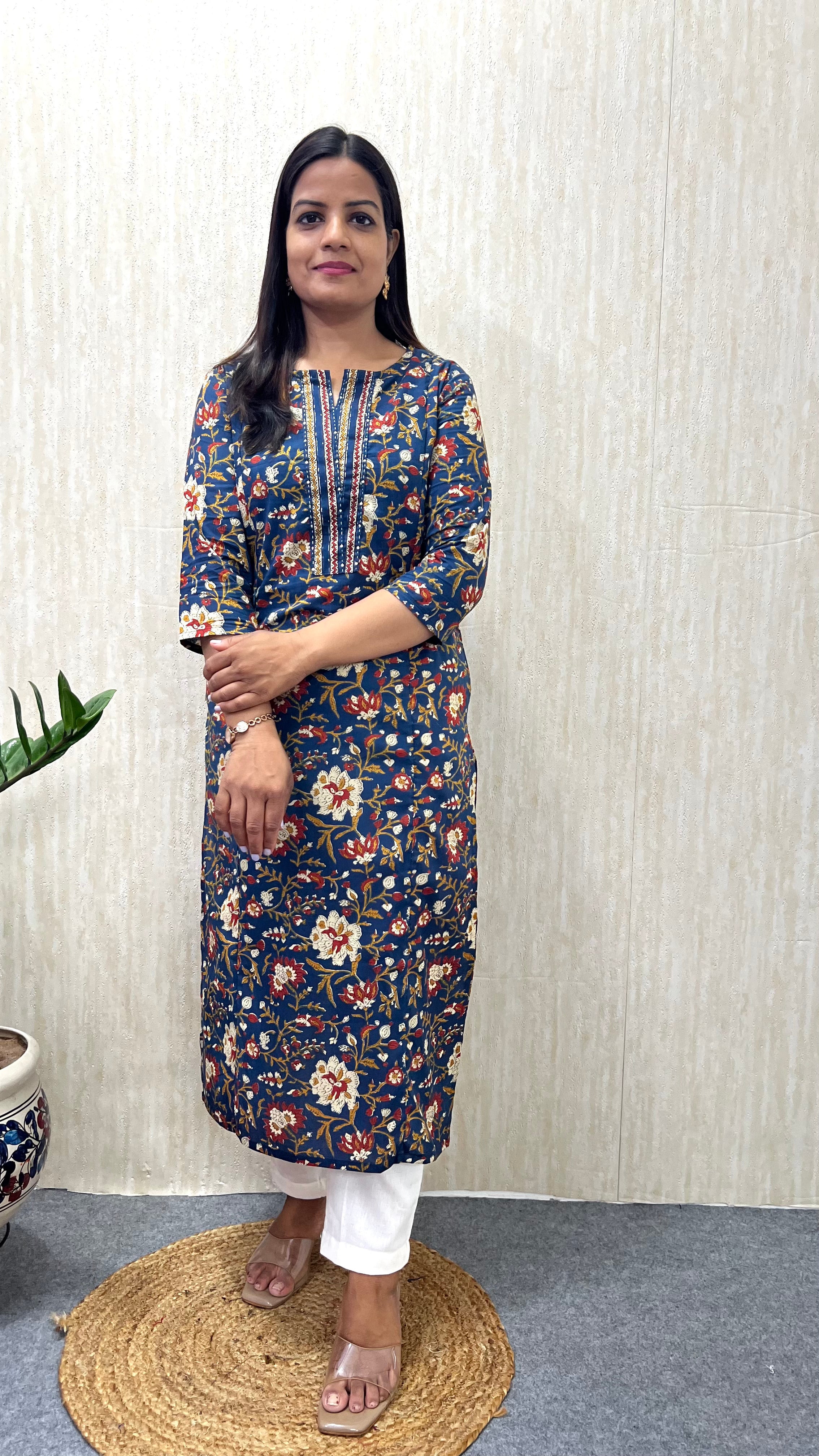 MUMZHUG Pure Cotton Jaipuri Print Feeding Kurta – Indigo Blue Floral | Maternity & Nursing Wear