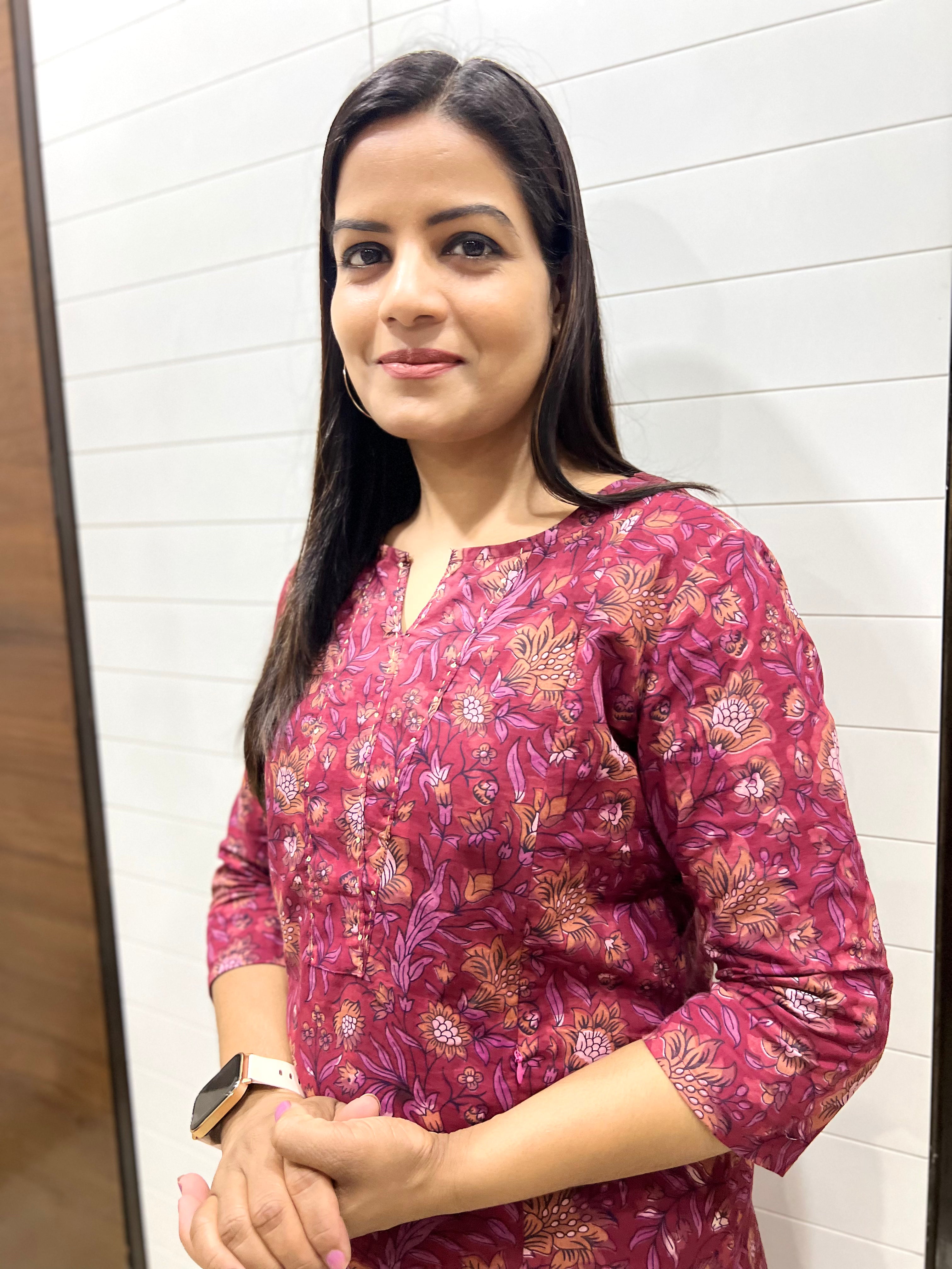 Mumzhug Pure Handblock Cotton Printed Feeding Kurta with Both Sided Feeding Zipper