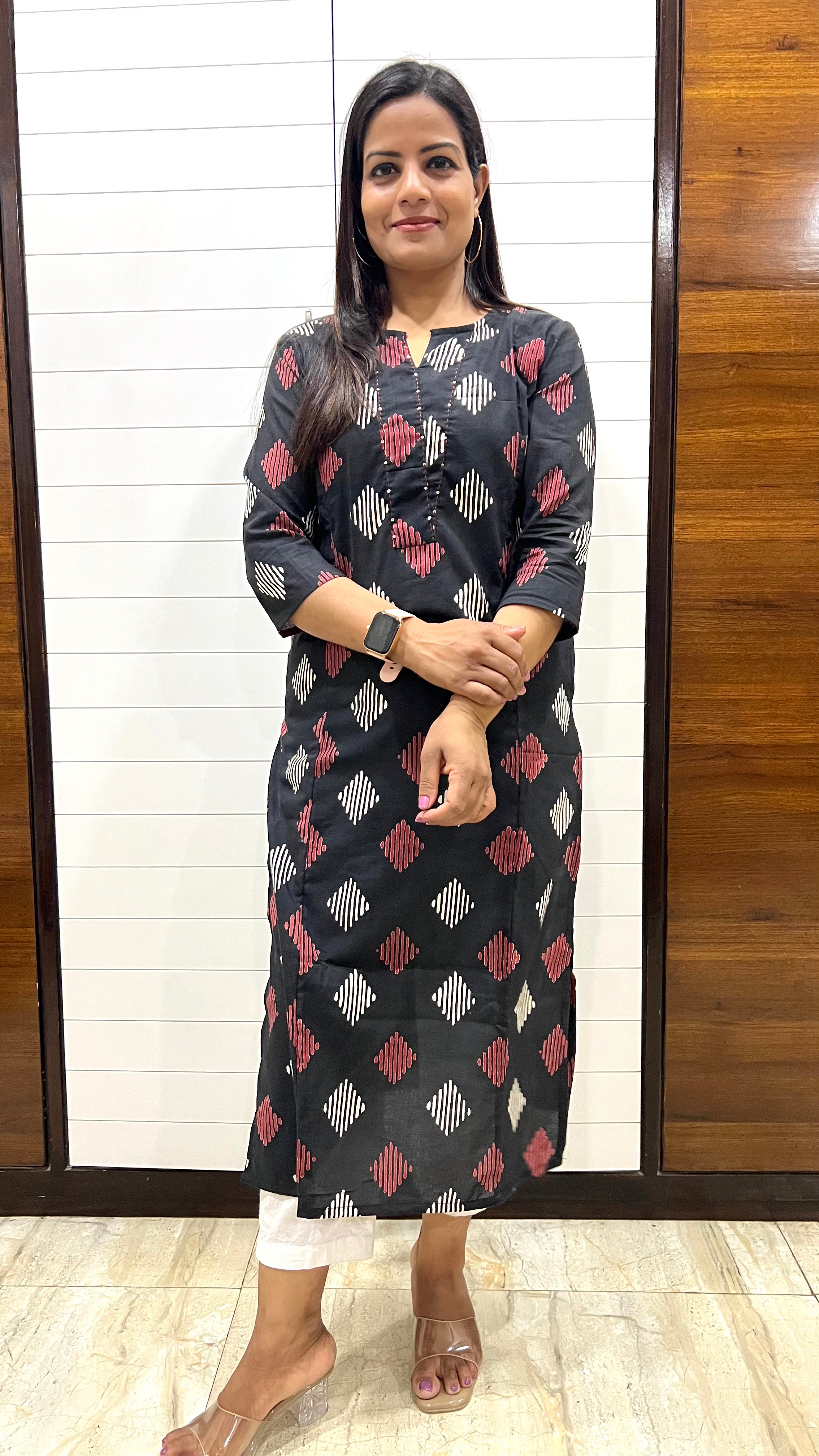 Mumzhug Pure Handblock Cotton Printed Feeding Kurta with Both Sided Feeding Zipper