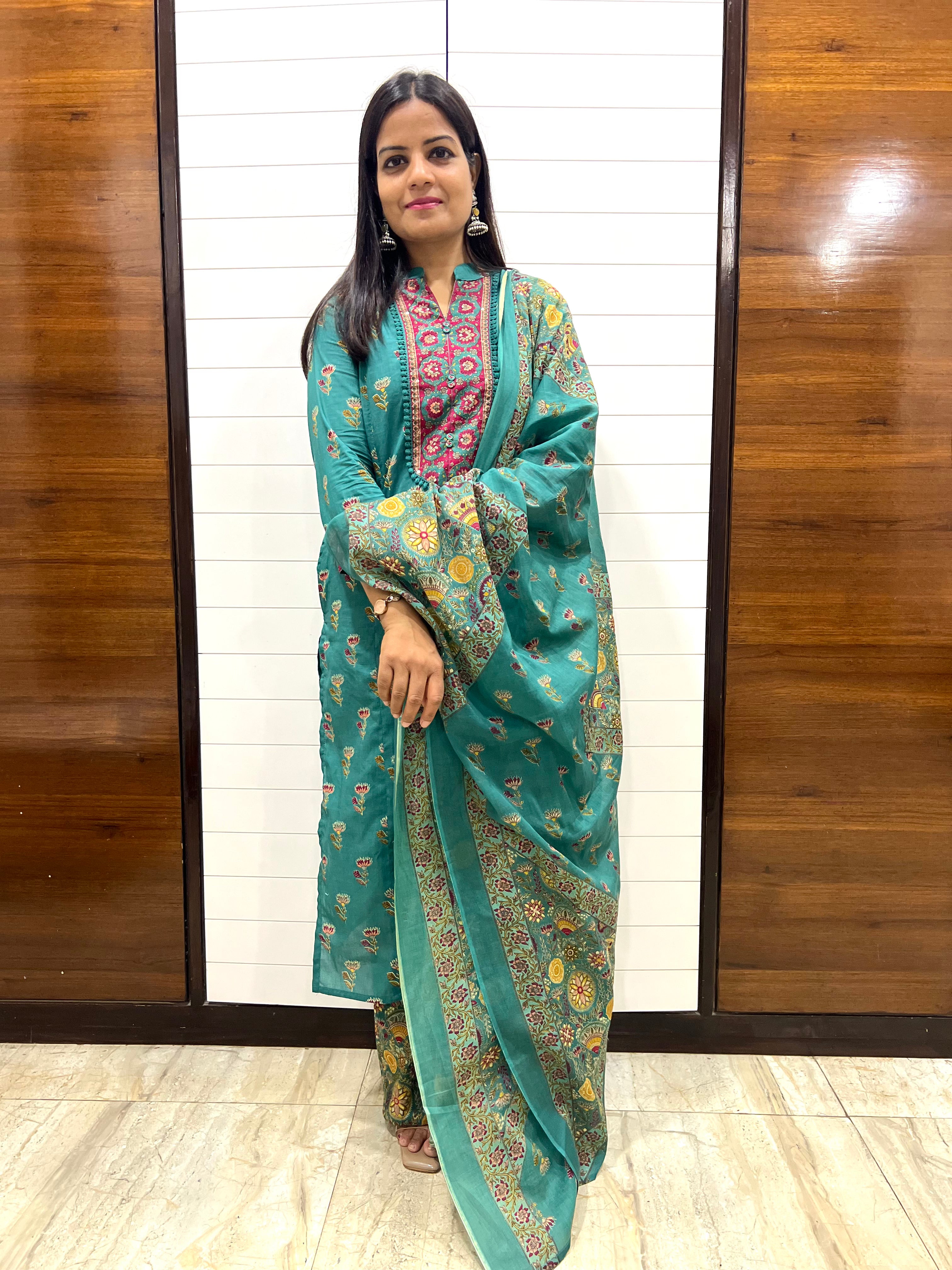 Mumzhug Gulnaar Bloom Pure Cotton Jaipuri Printed Feeding Kurta Pant with Dupatta Set