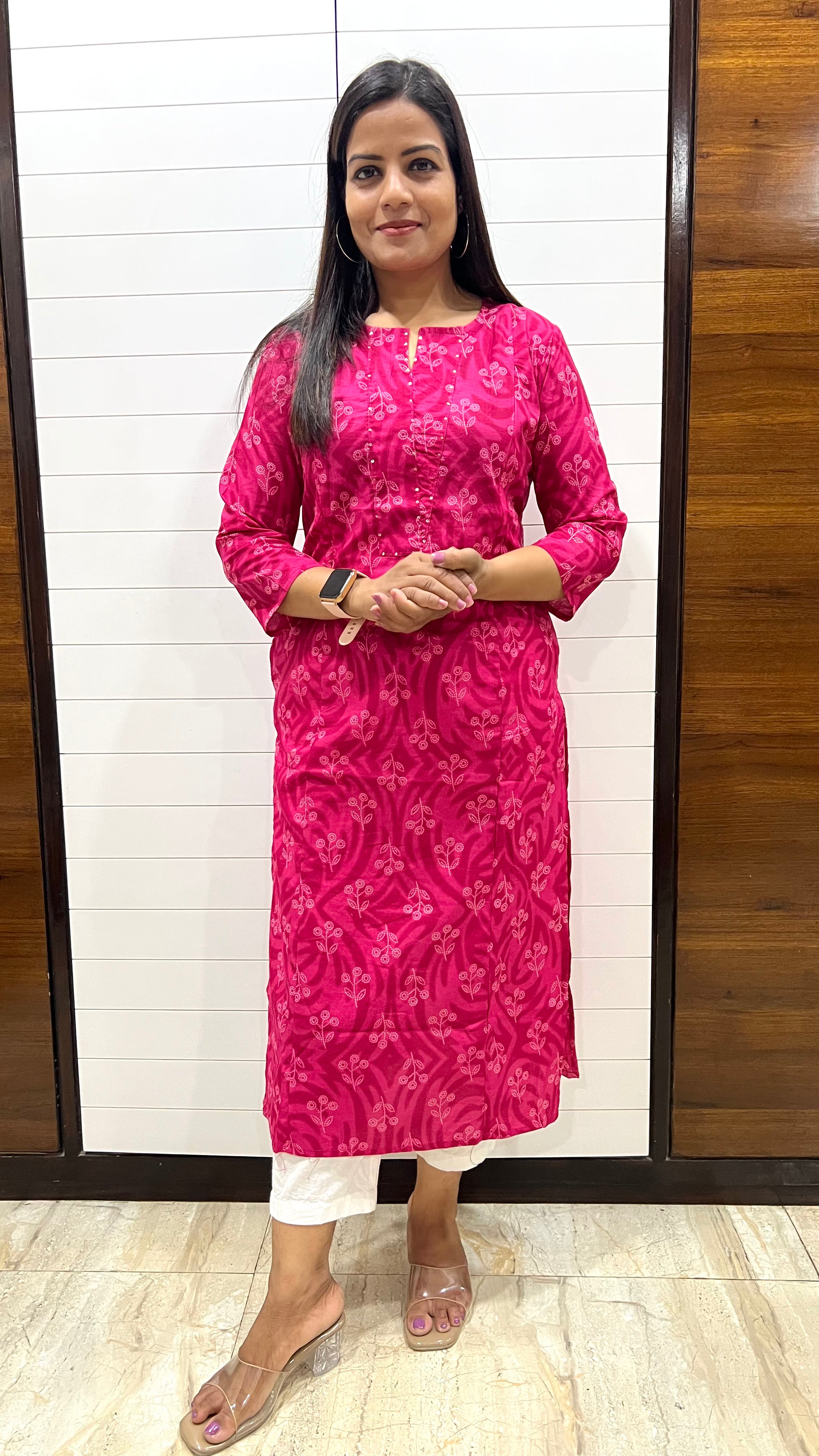 Mumzhug Pure Cotton Fuschia Colored Printed Feeding Kurta