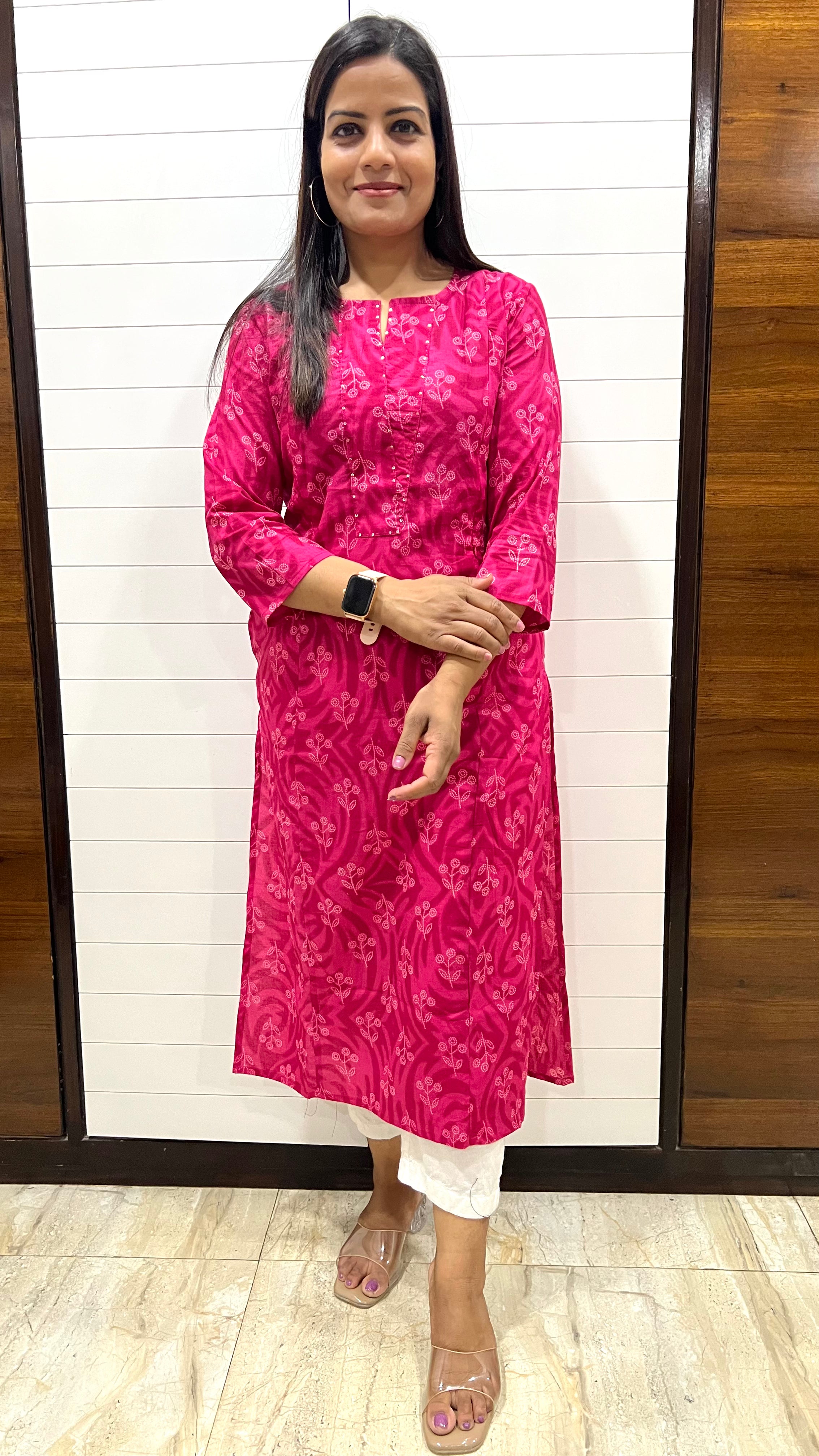 Mumzhug Pure Cotton Fuschia Colored Printed Feeding Kurta