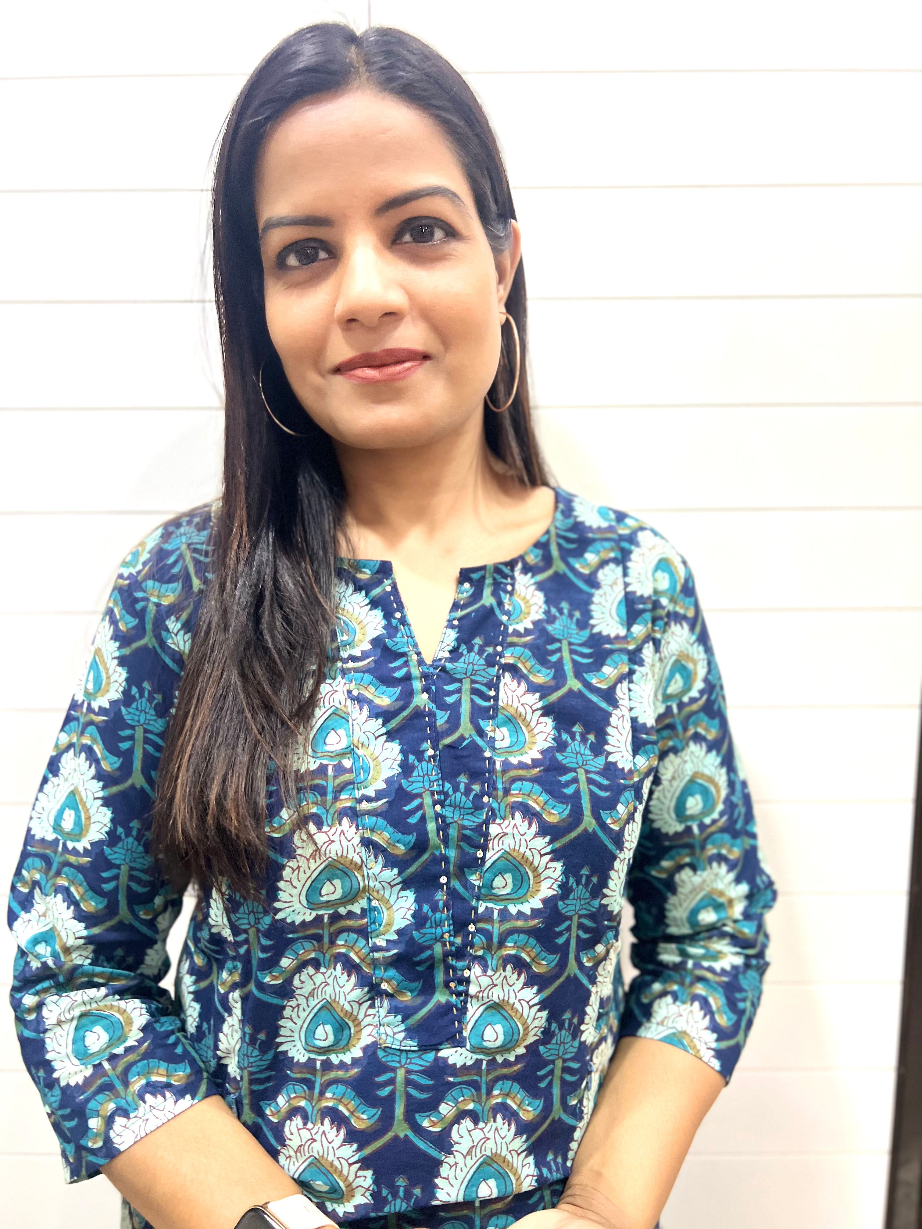 Mumzhug Pure Handblock Cotton Printed Feeding Kurta with Both Sided Feeding Zipper