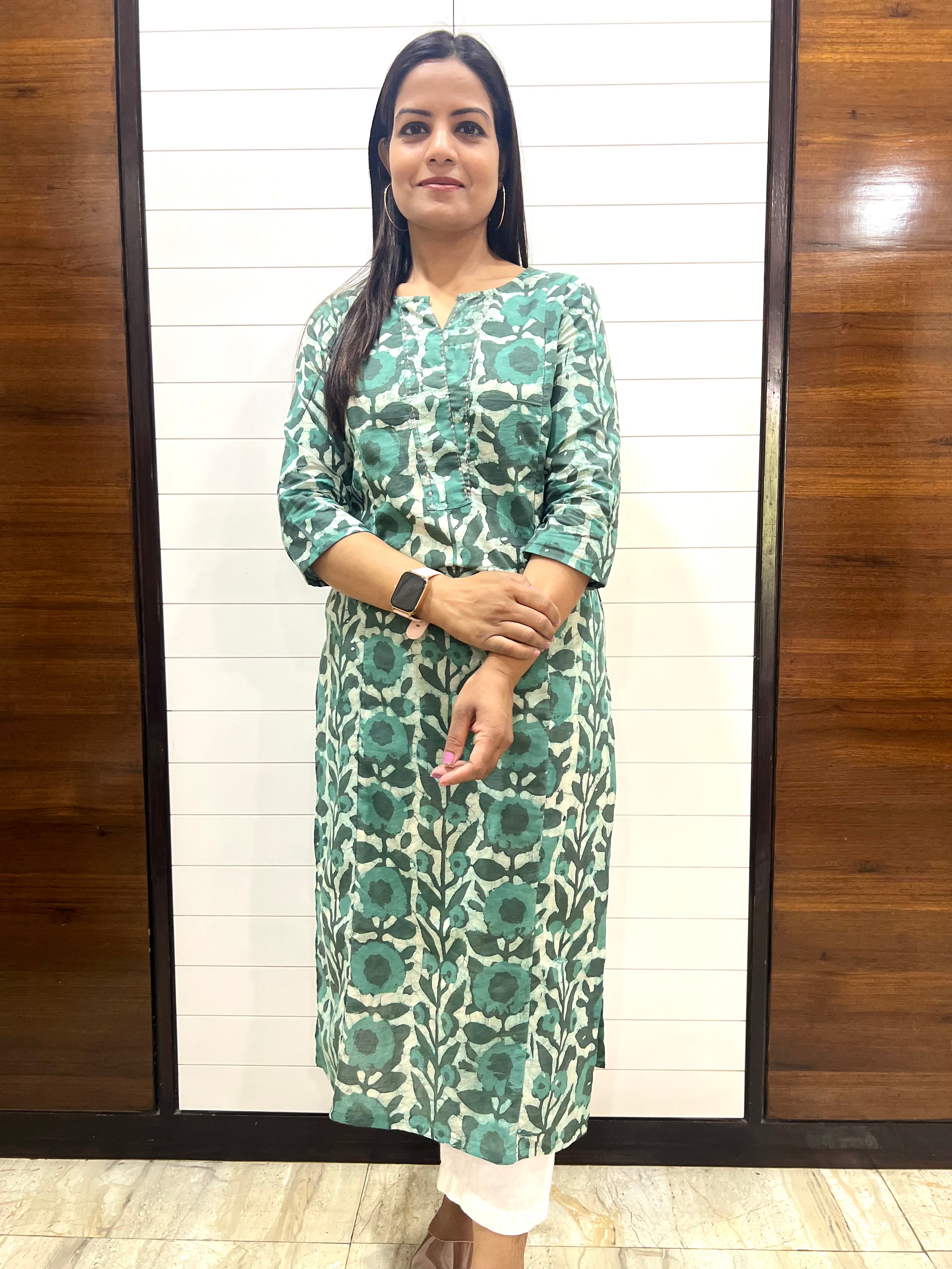 Mumzhug Pure Handblock Cotton Printed Feeding Kurta with Both Sided Feeding Zipper