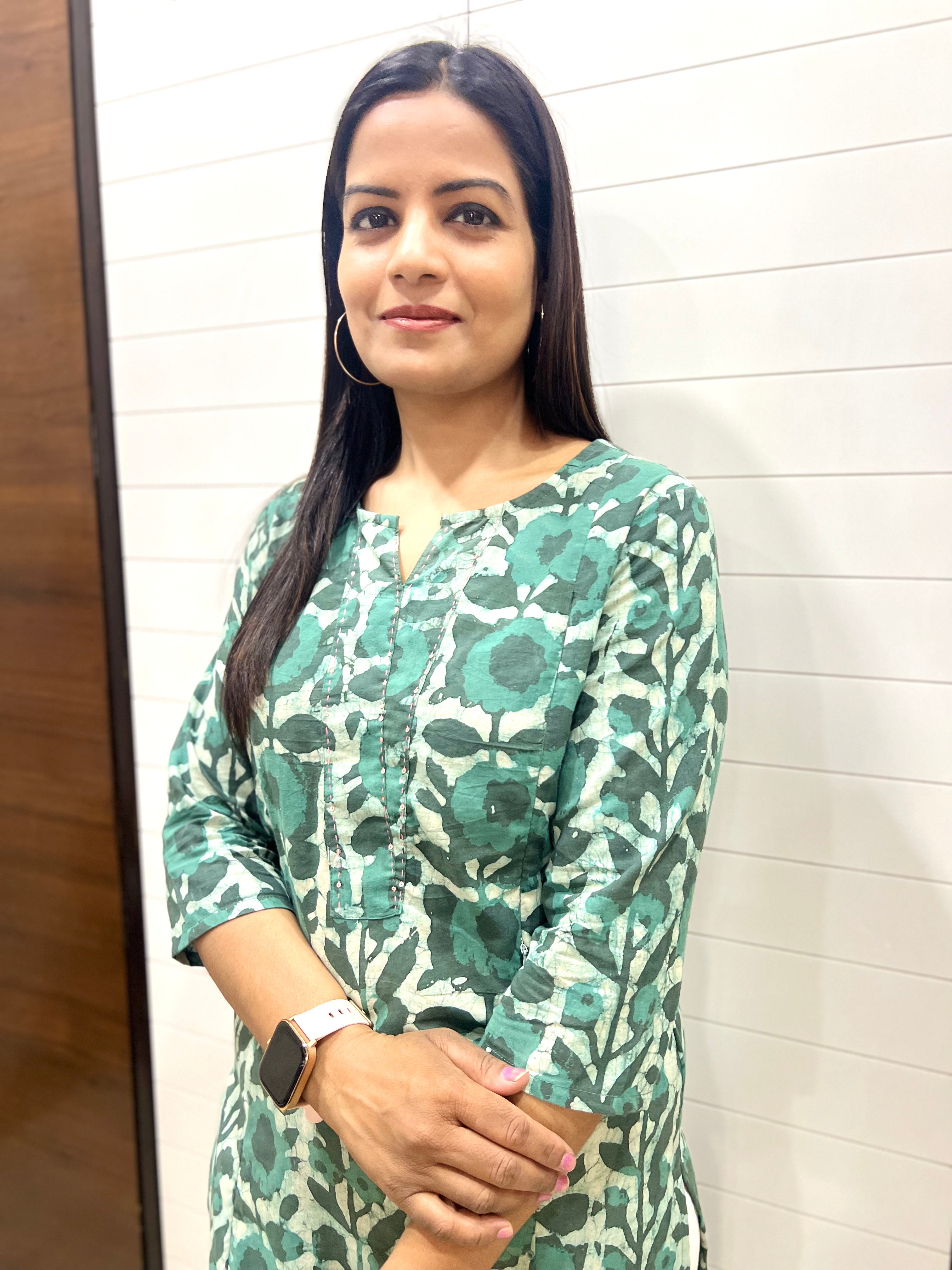 Mumzhug Pure Handblock Cotton Printed Feeding Kurta with Both Sided Feeding Zipper